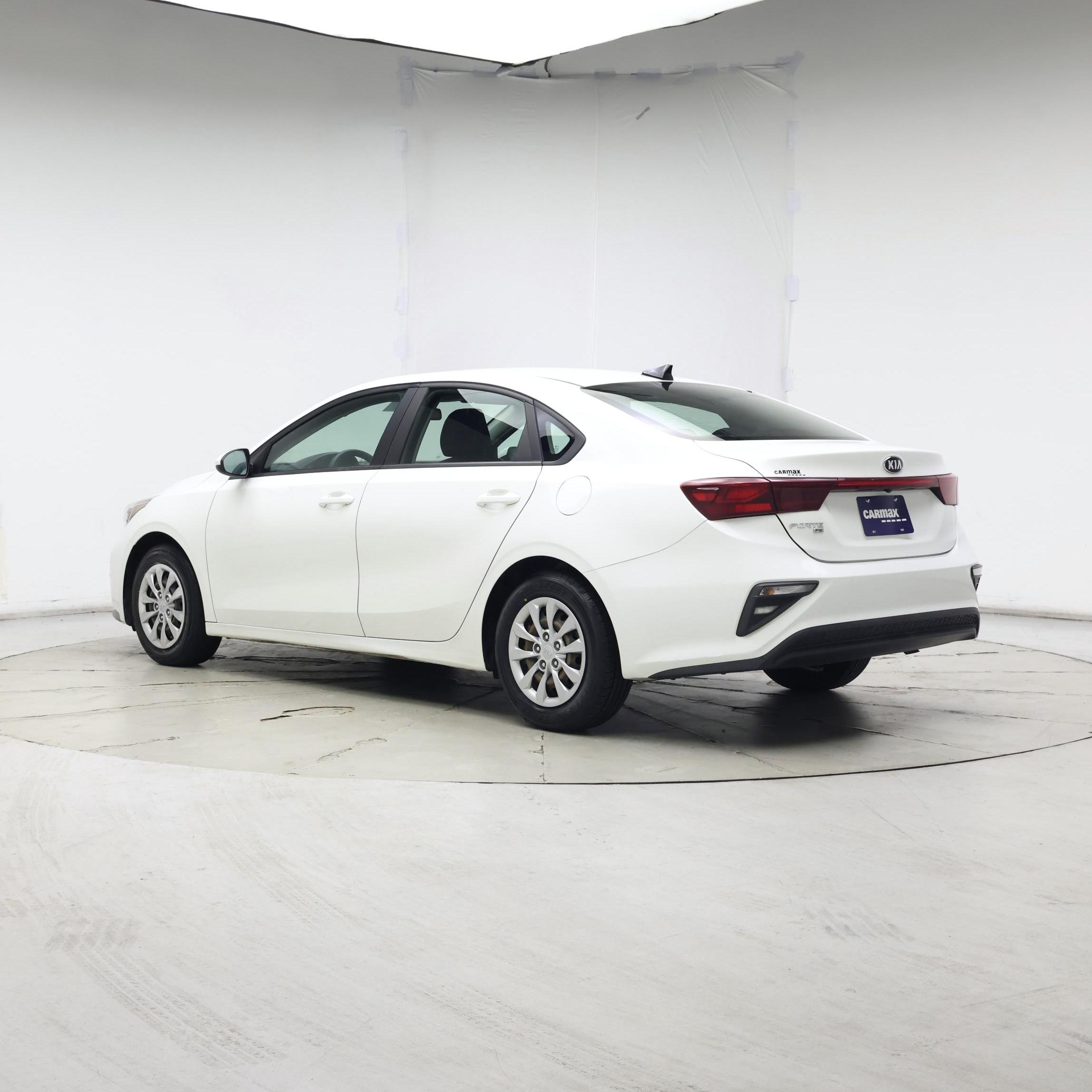 Thumbnail: 2021 Kia Forte - 2