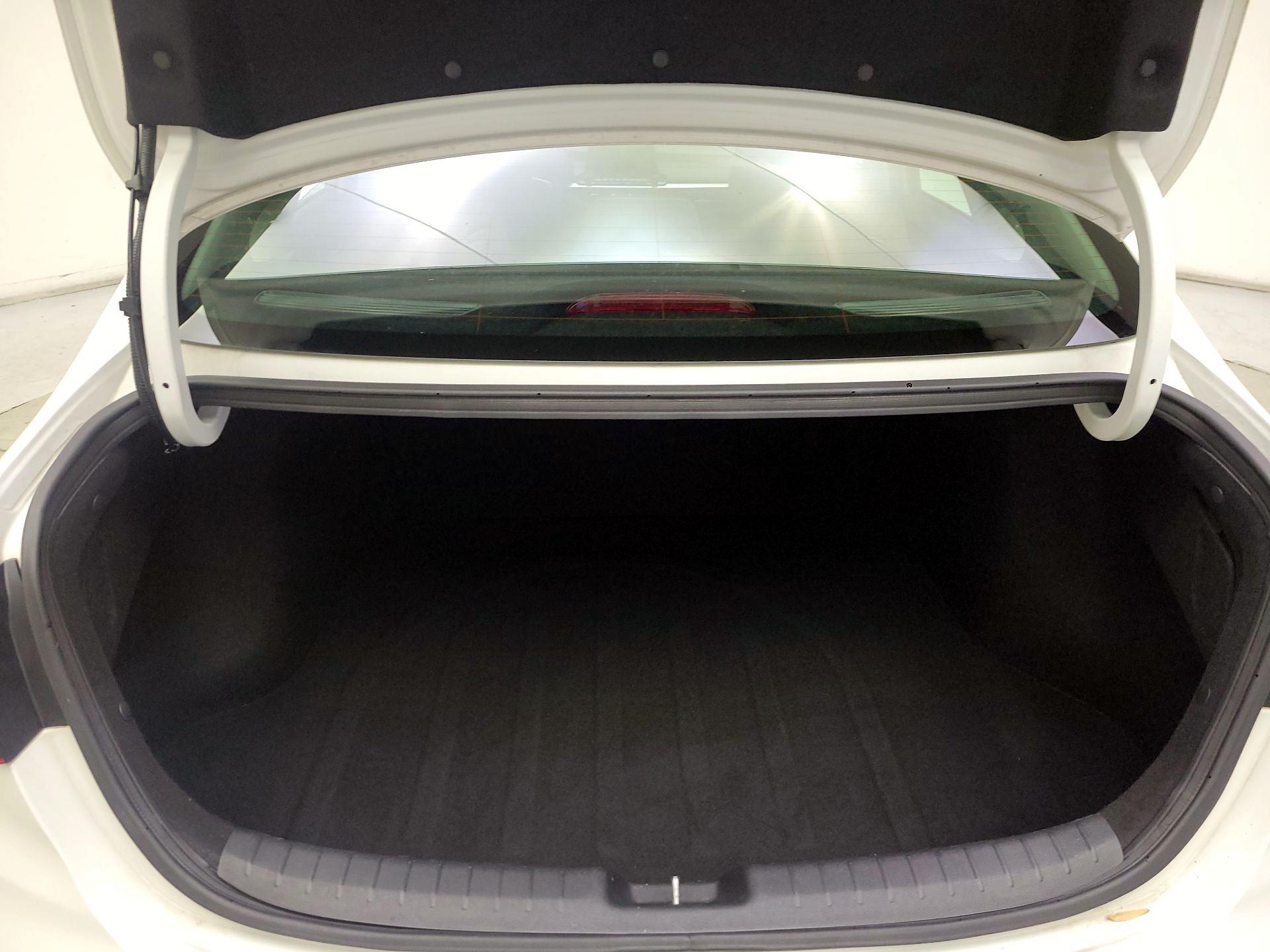 Thumbnail: 2021 Kia Forte - 20