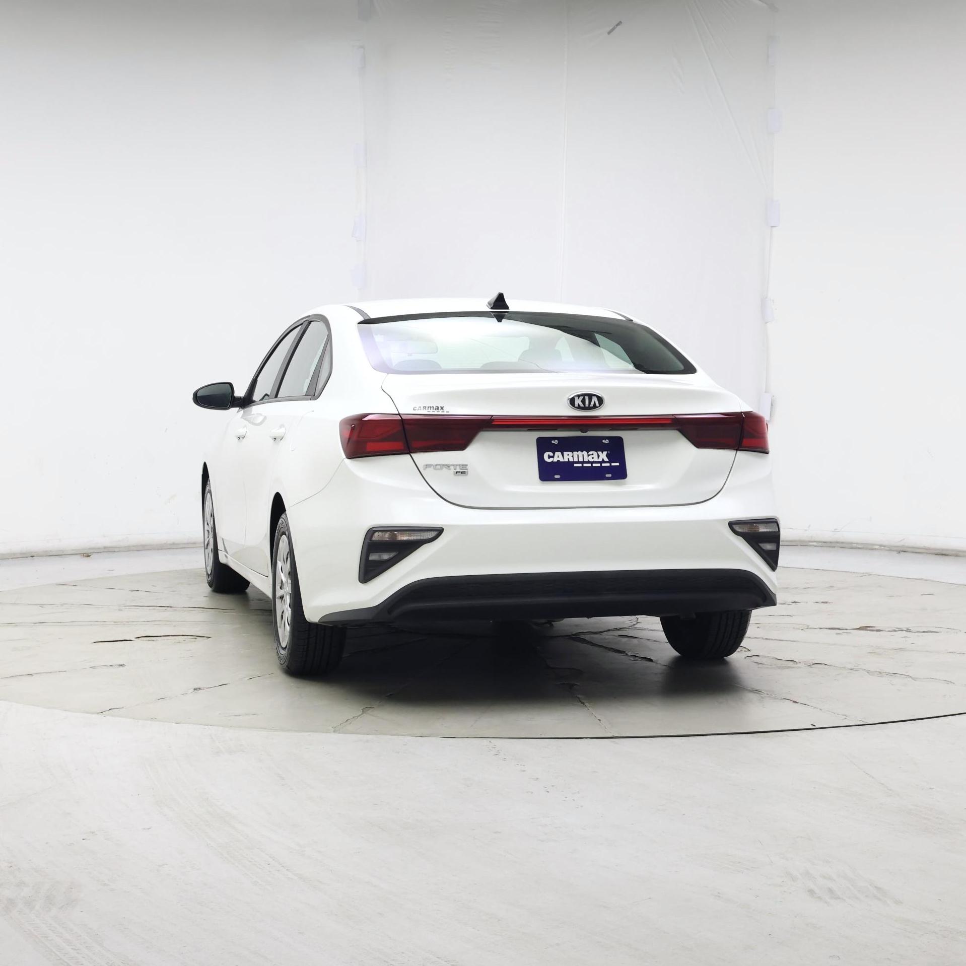 Thumbnail: 2021 Kia Forte - 6