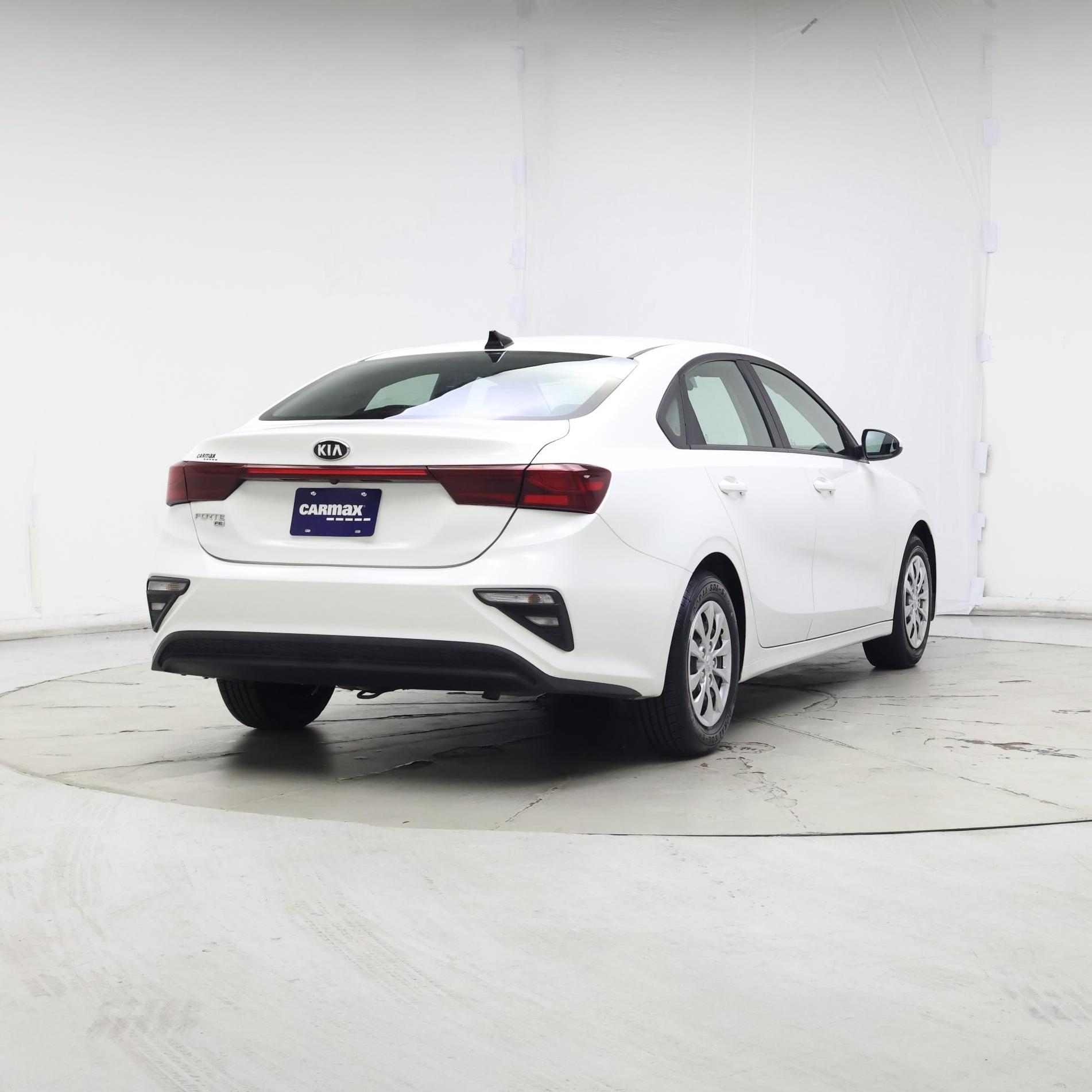 Thumbnail: 2021 Kia Forte - 8