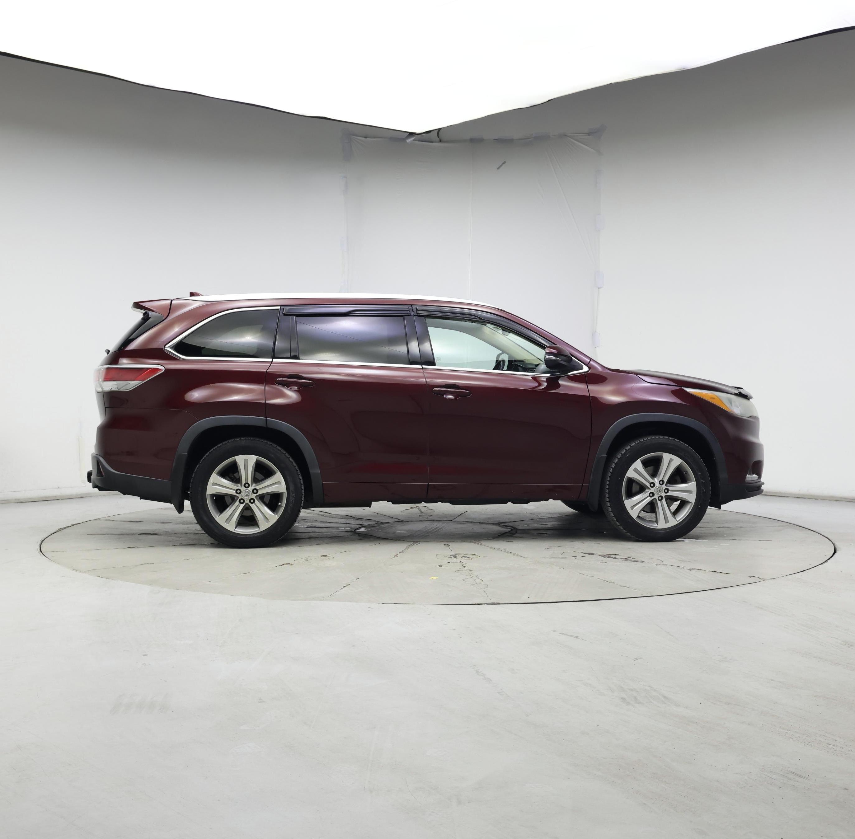 Thumbnail: 2016 Toyota Highlander - 7