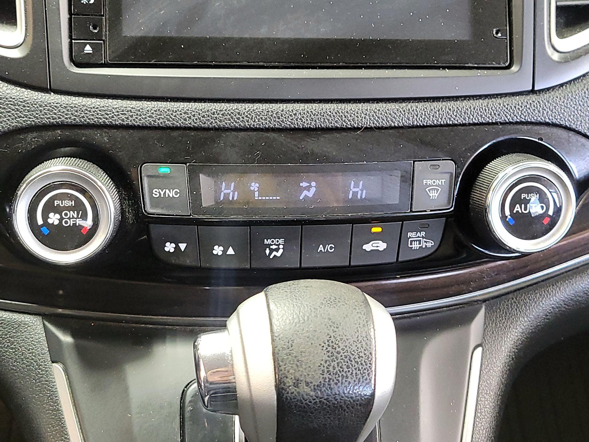 Thumbnail: 2015 Honda CR-V - 16