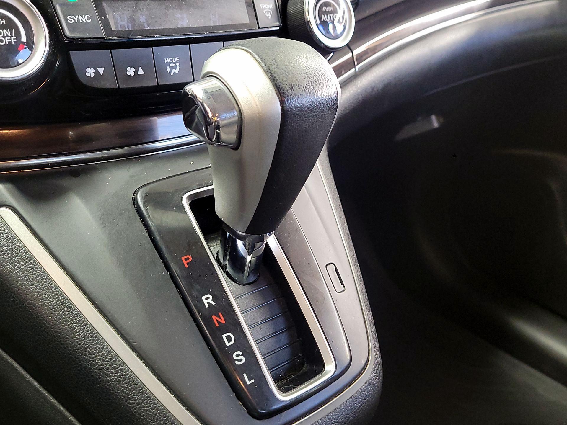 Thumbnail: 2015 Honda CR-V - 17