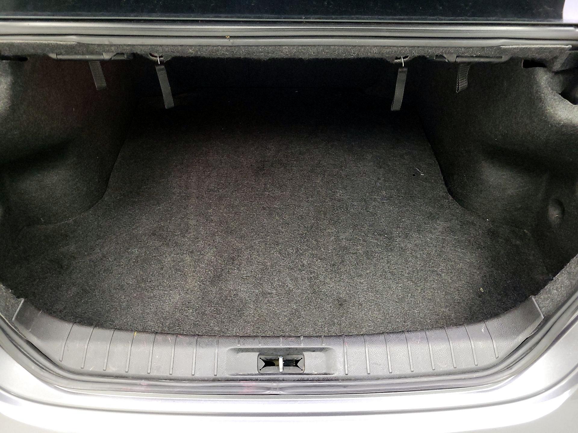 Thumbnail: 2019 Nissan Maxima - 20