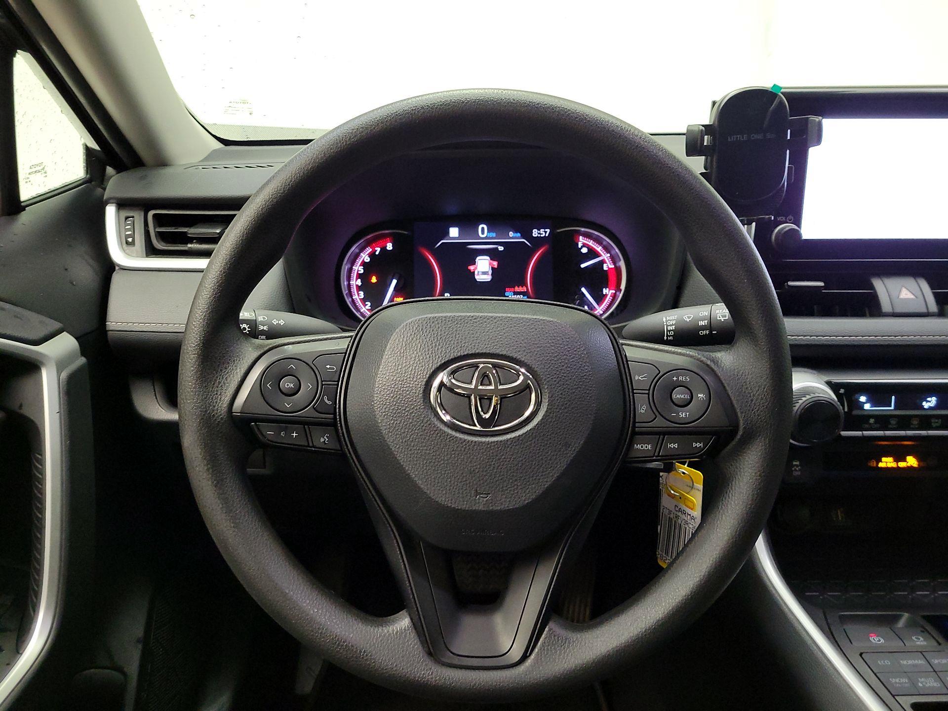 Thumbnail: 2024 Toyota RAV4 - 10