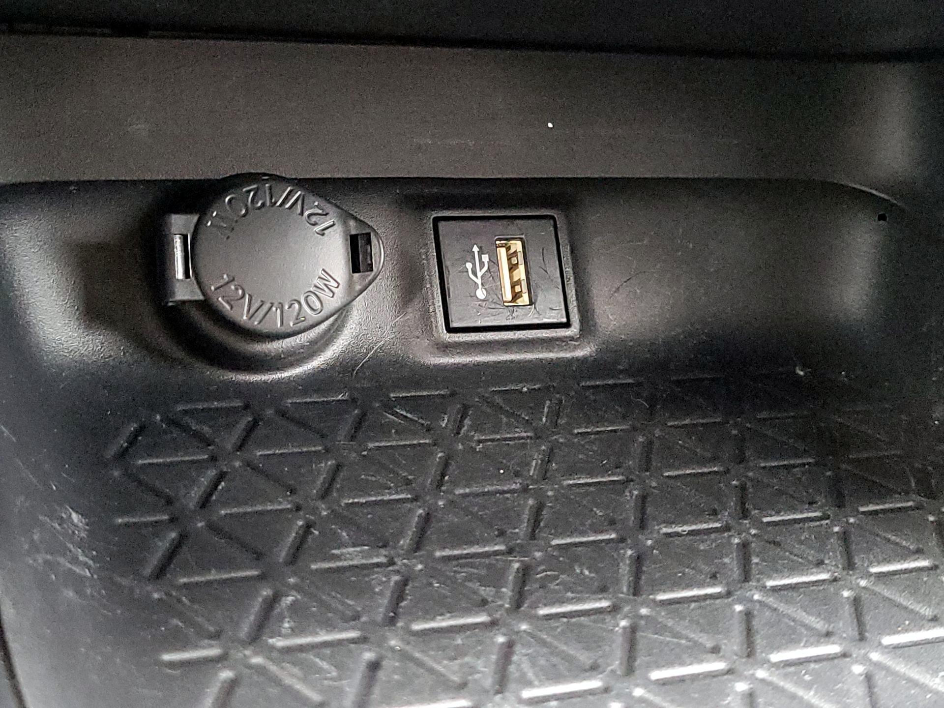 Thumbnail: 2024 Toyota RAV4 - 18