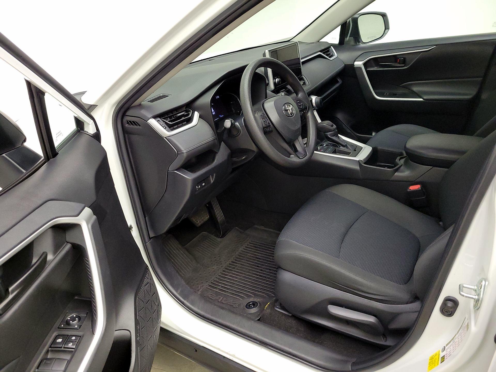 Thumbnail: 2023 Toyota RAV4 - 11