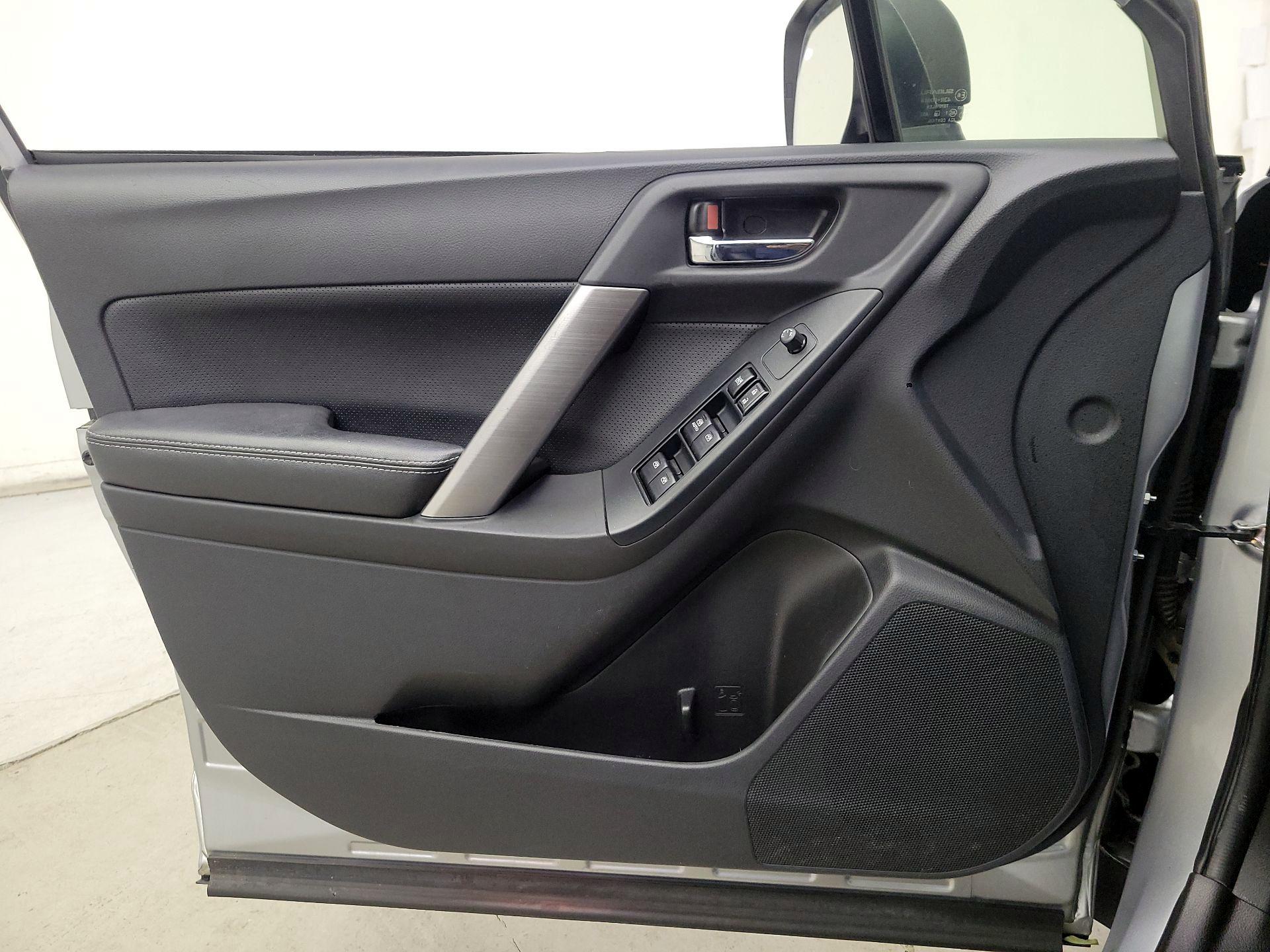 Thumbnail: 2015 Subaru Forester - 12