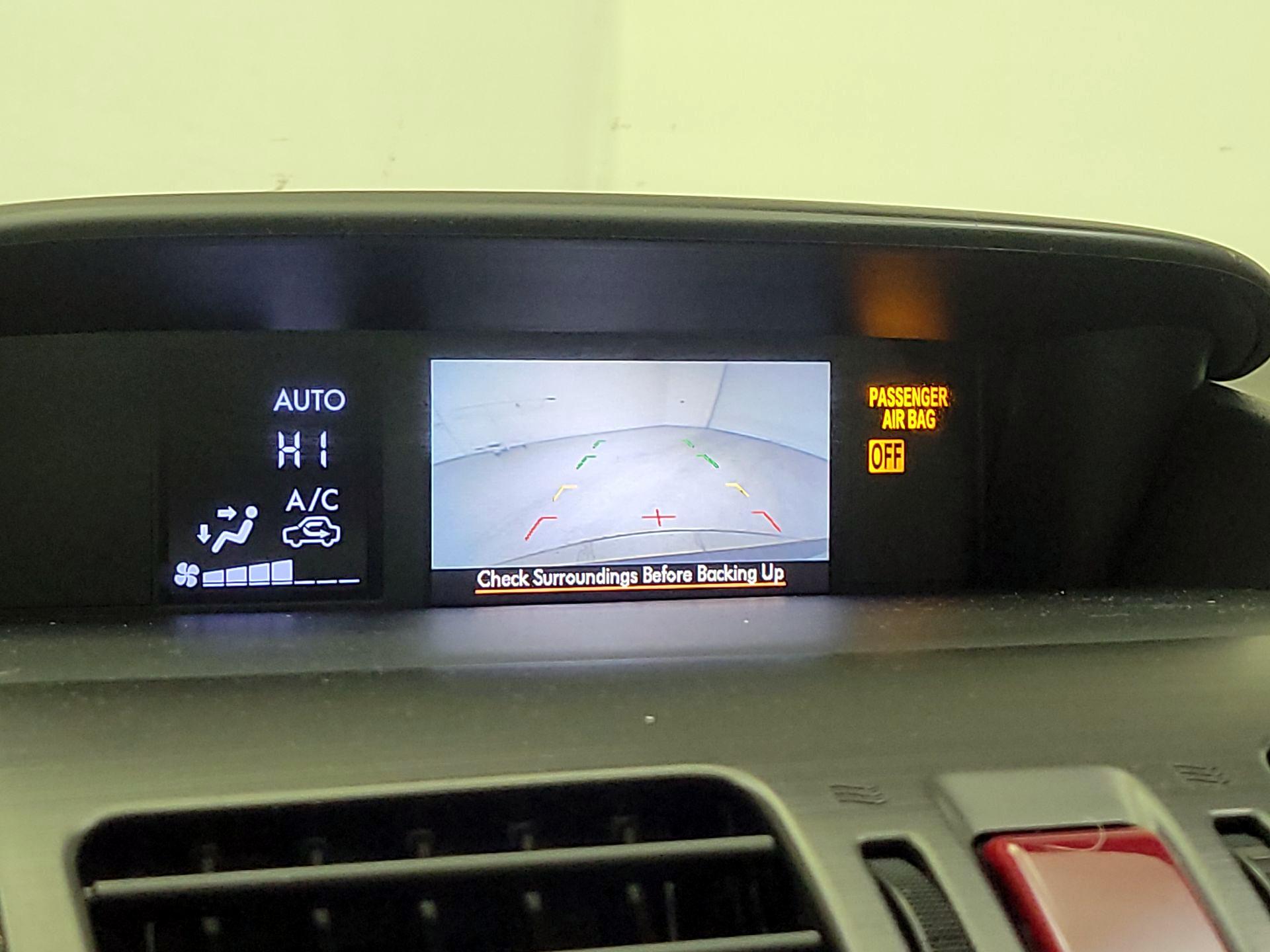 Thumbnail: 2015 Subaru Forester - 14