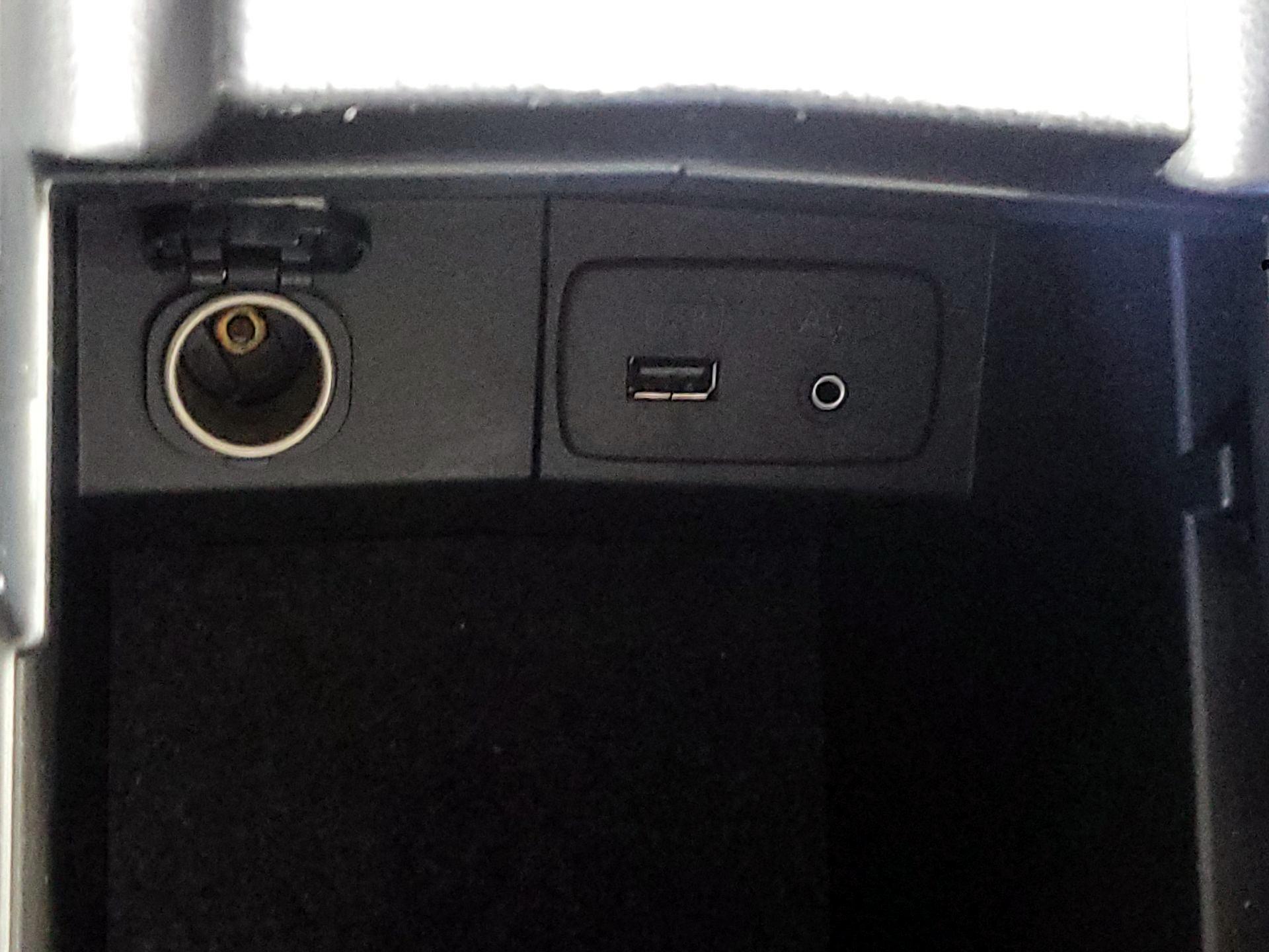 Thumbnail: 2015 Subaru Forester - 18