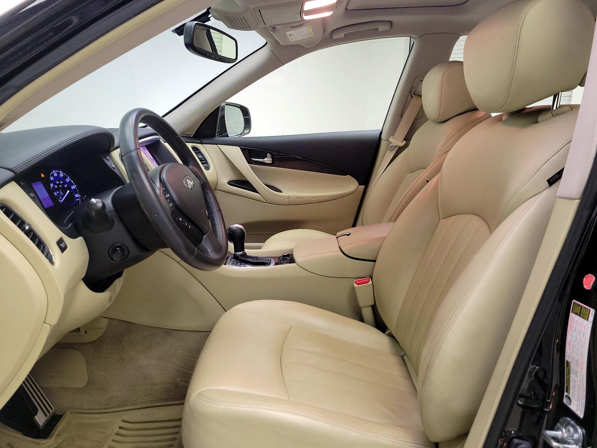 Thumbnail: 2017 INFINITI QX50 - 11