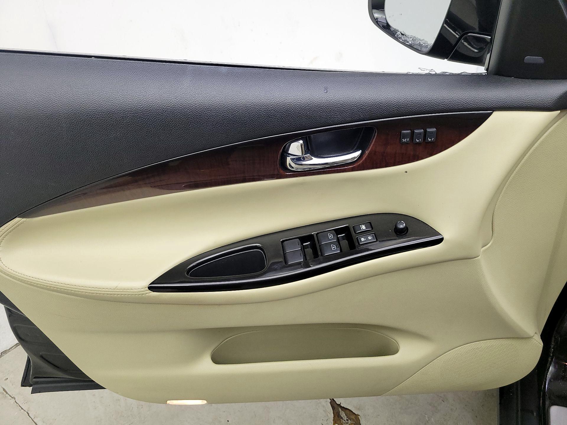 Thumbnail: 2017 INFINITI QX50 - 12