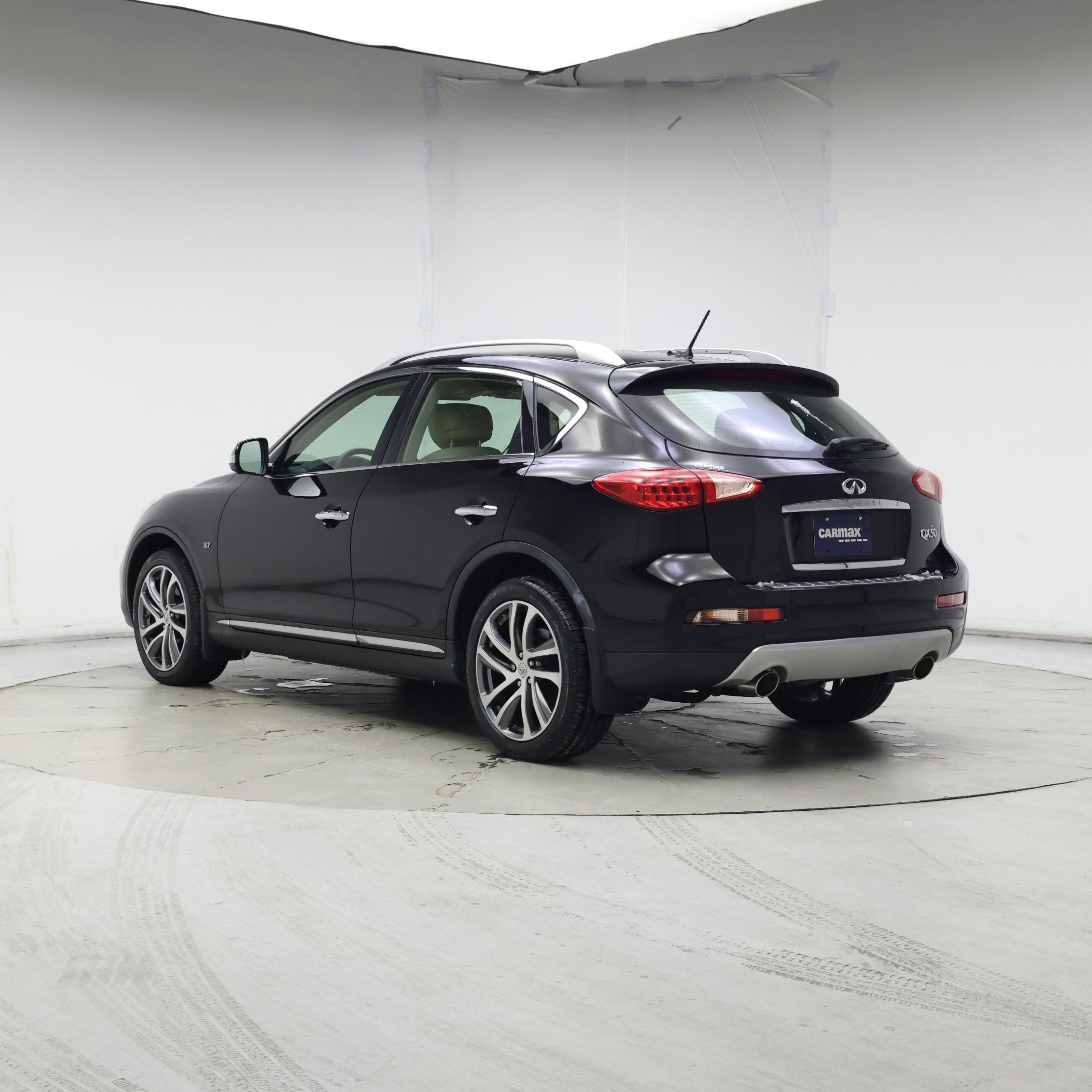 Thumbnail: 2017 INFINITI QX50 - 2