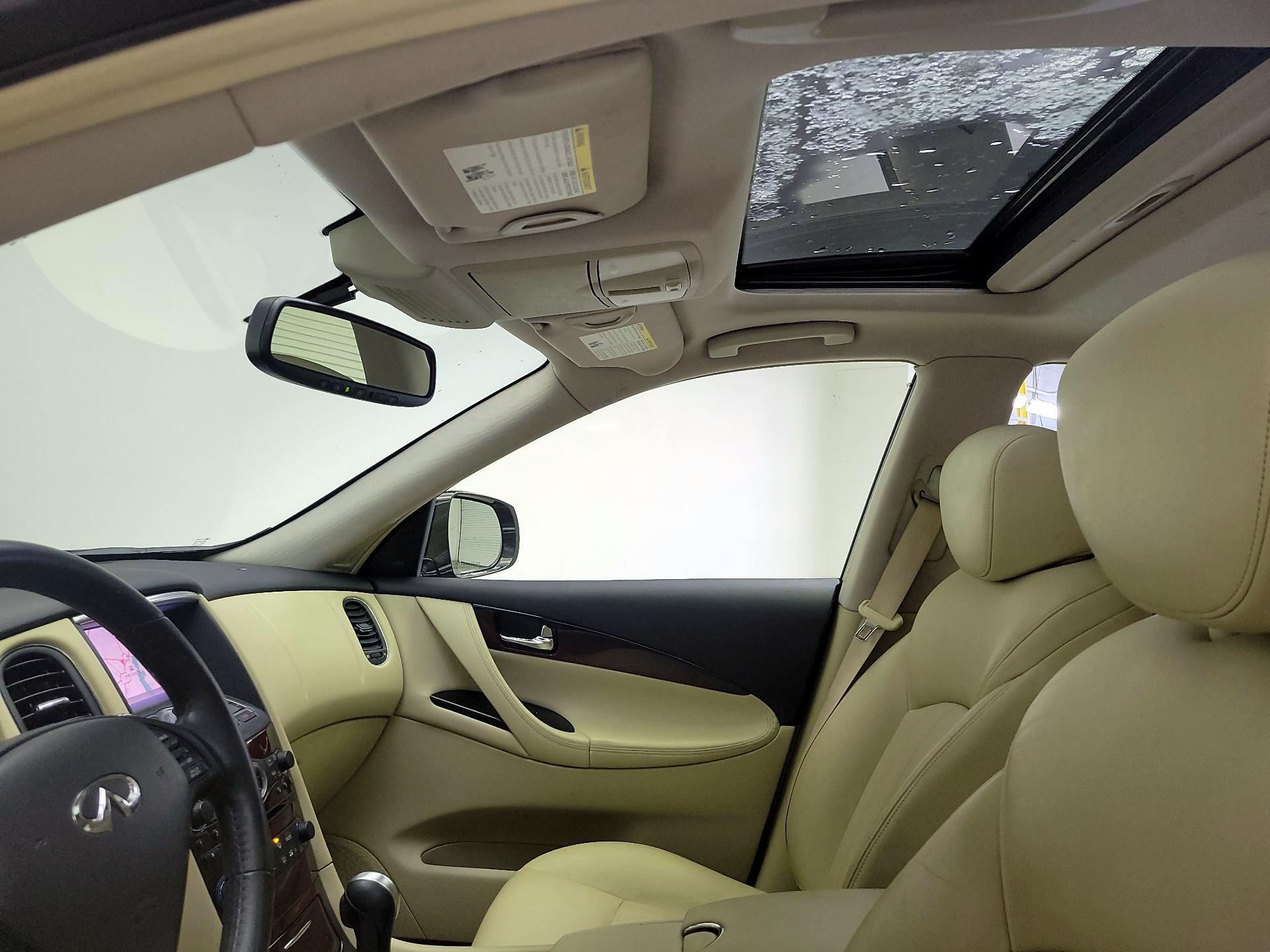 Thumbnail: 2017 INFINITI QX50 - 20