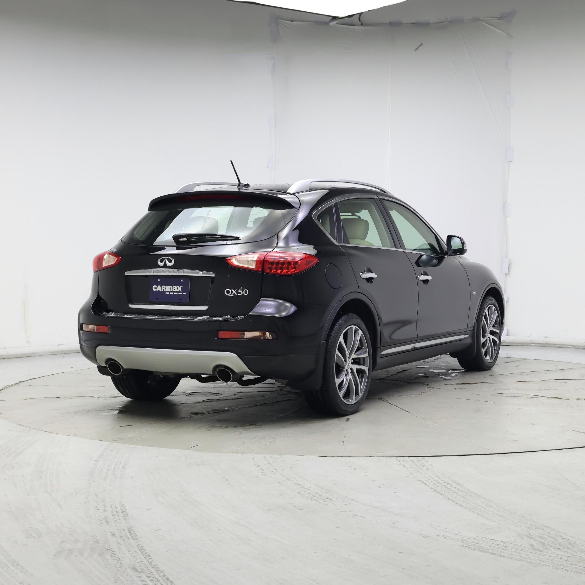 Thumbnail: 2017 INFINITI QX50 - 8