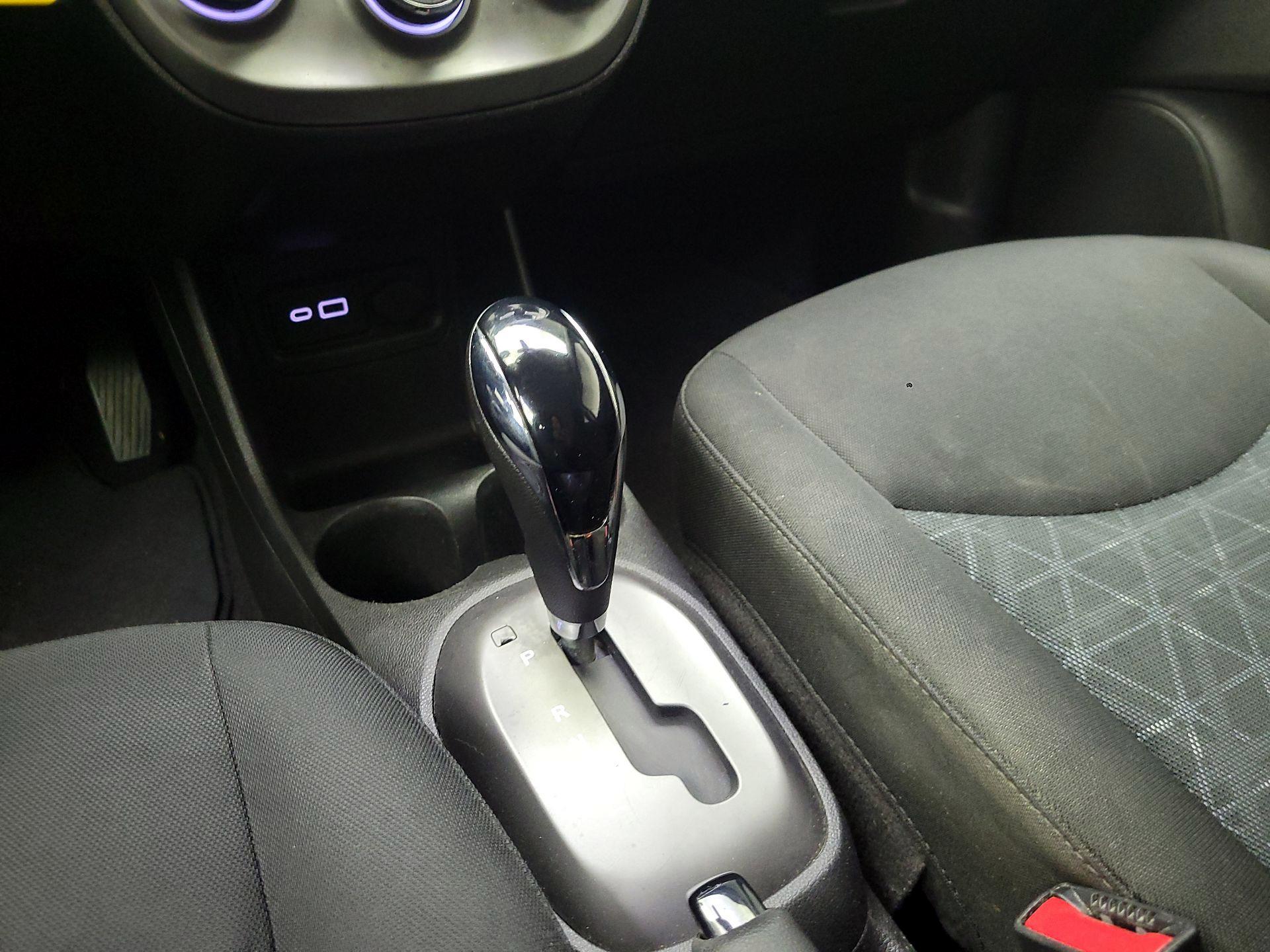 Thumbnail: 2022 Chevrolet Spark - 18