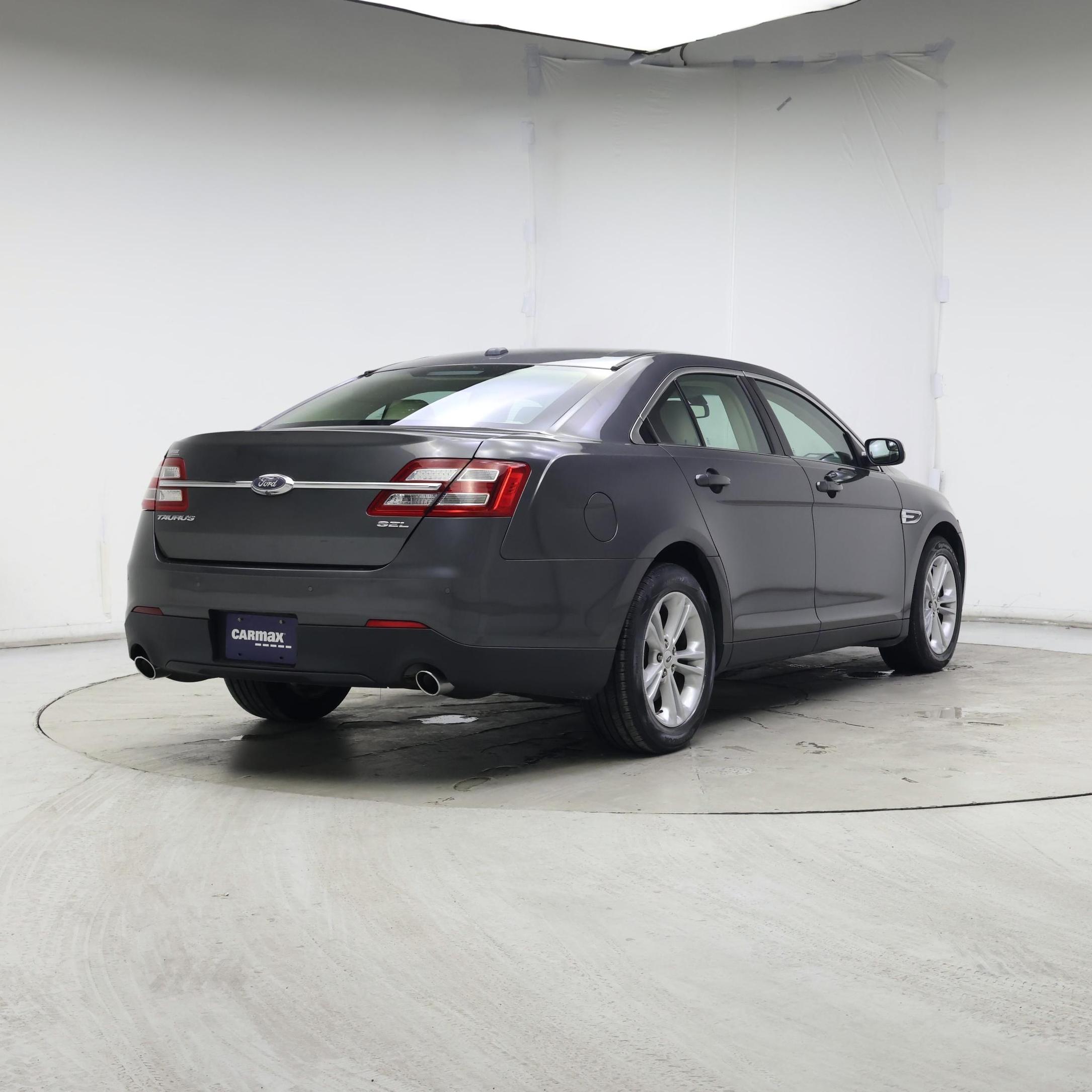 Thumbnail: 2018 Ford Taurus - 8