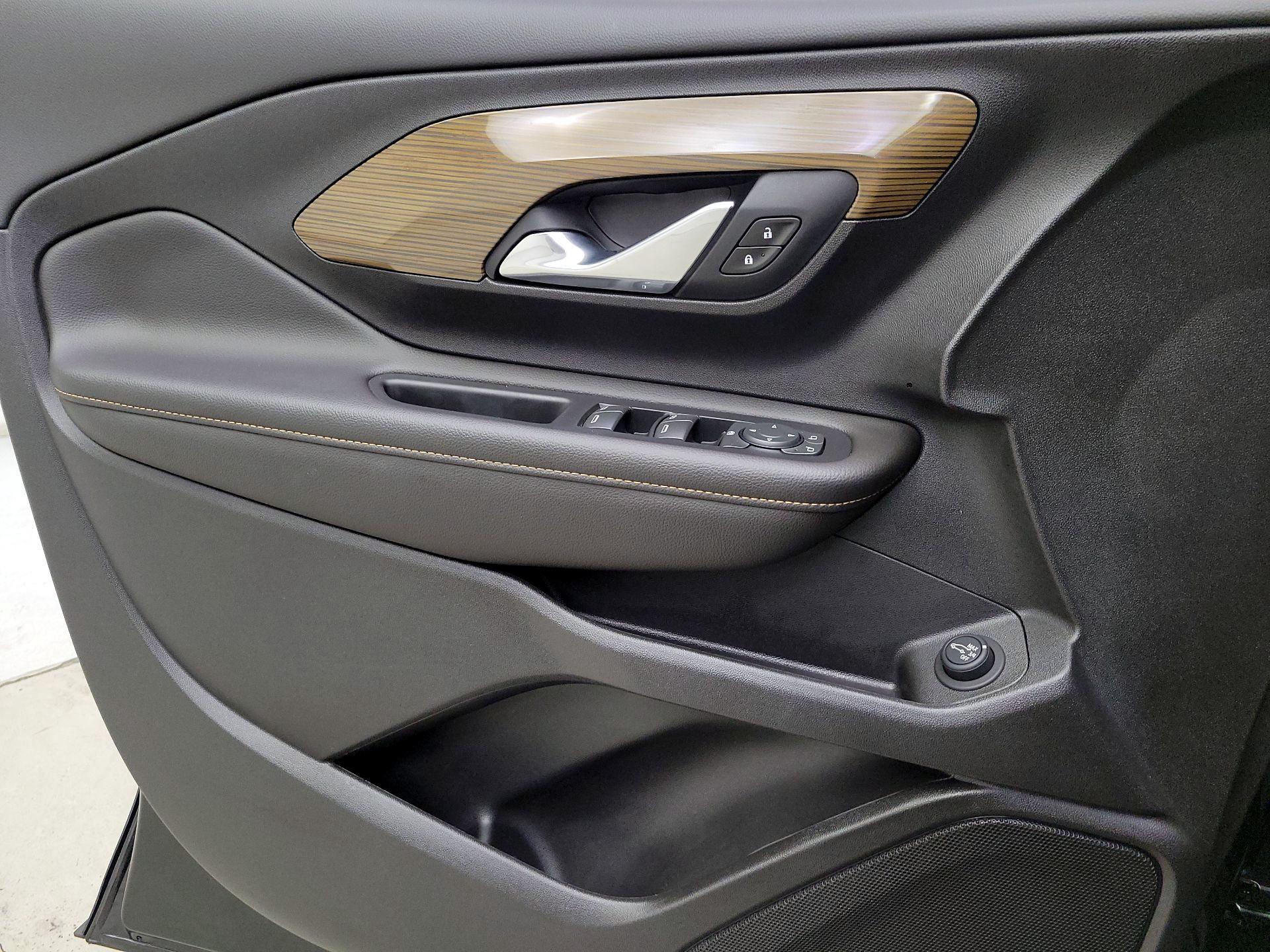 Thumbnail: 2020 GMC Terrain - 12