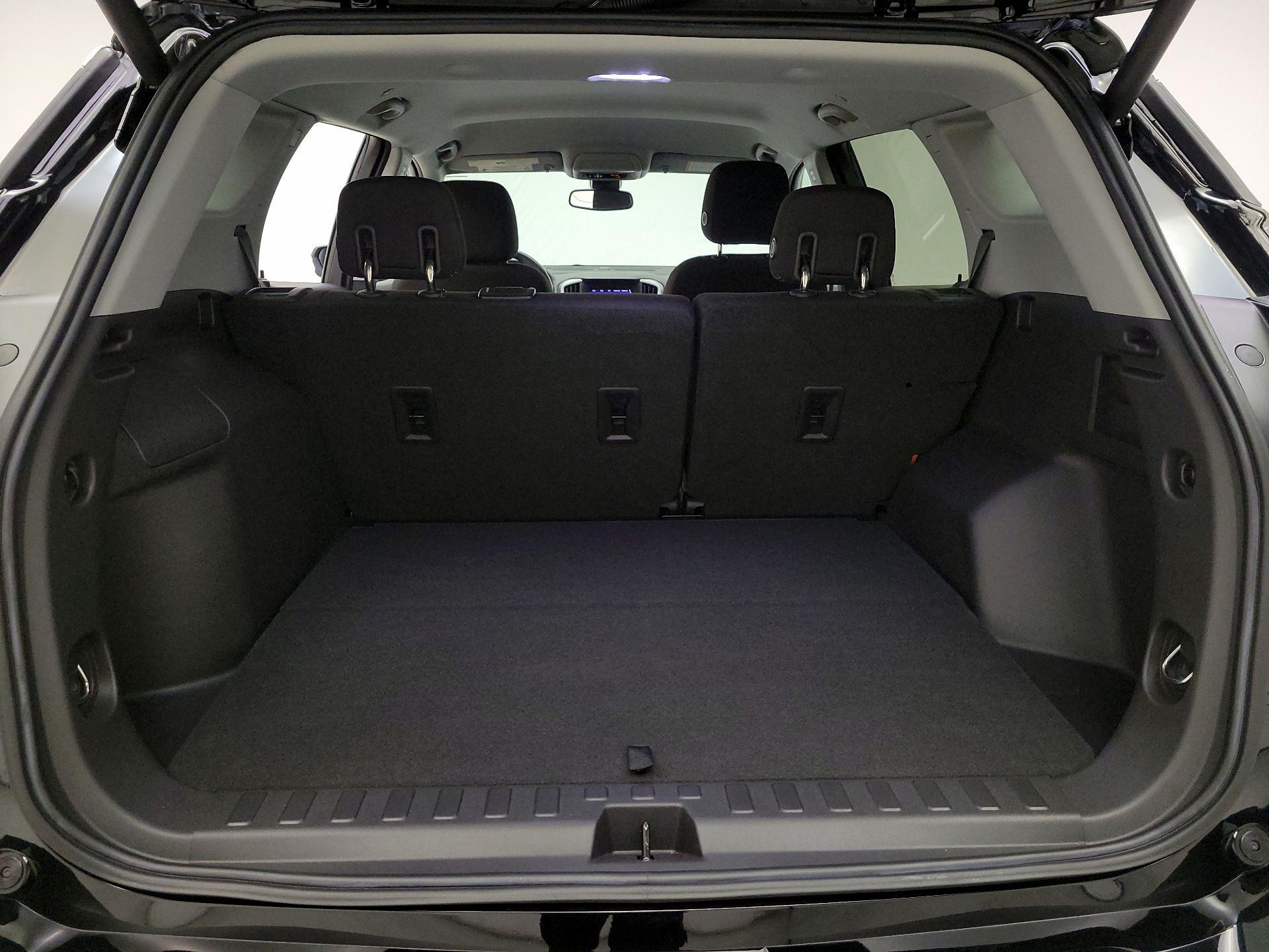 Thumbnail: 2020 GMC Terrain - 20