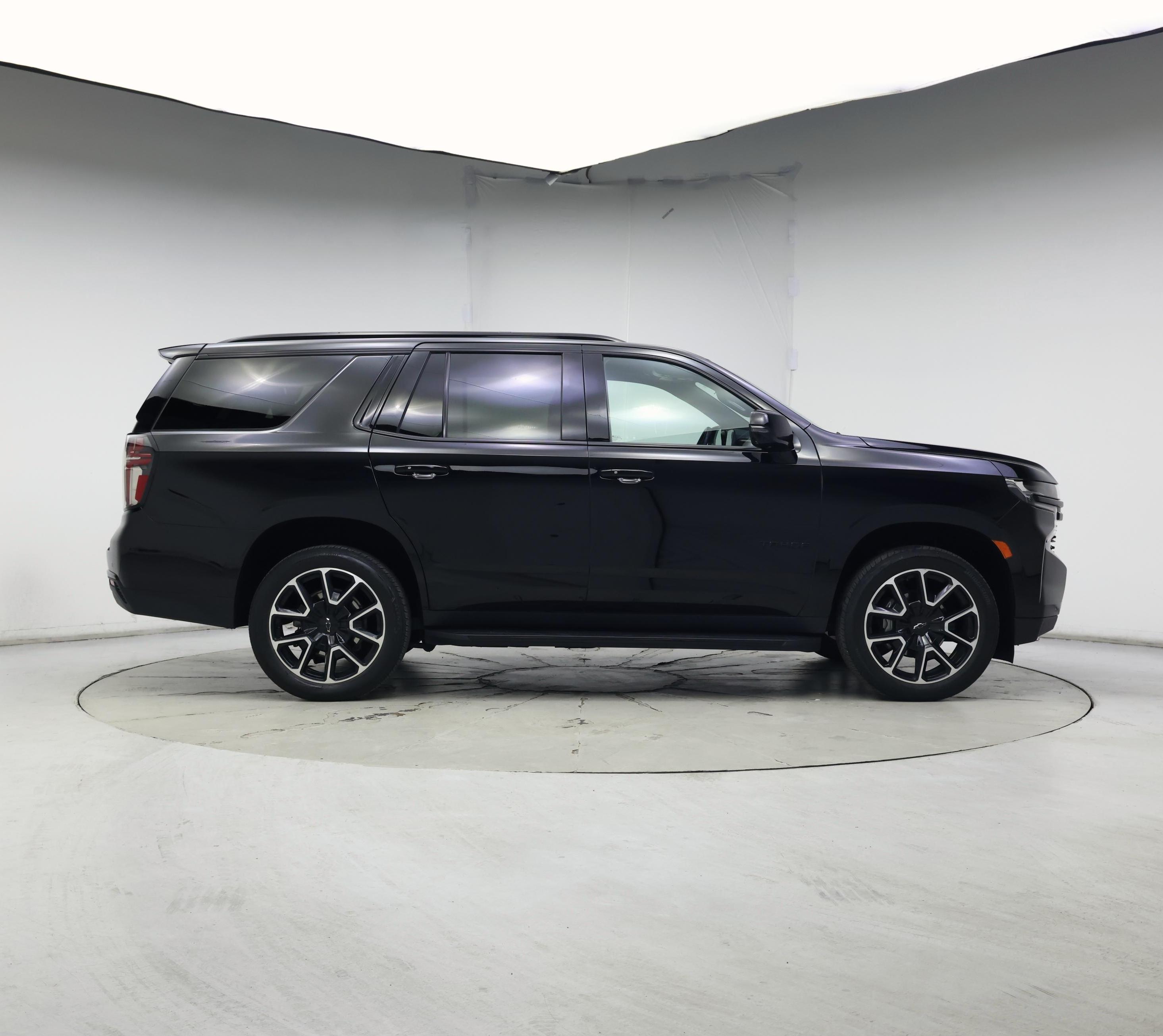 Thumbnail: 2023 Chevrolet Tahoe - 7