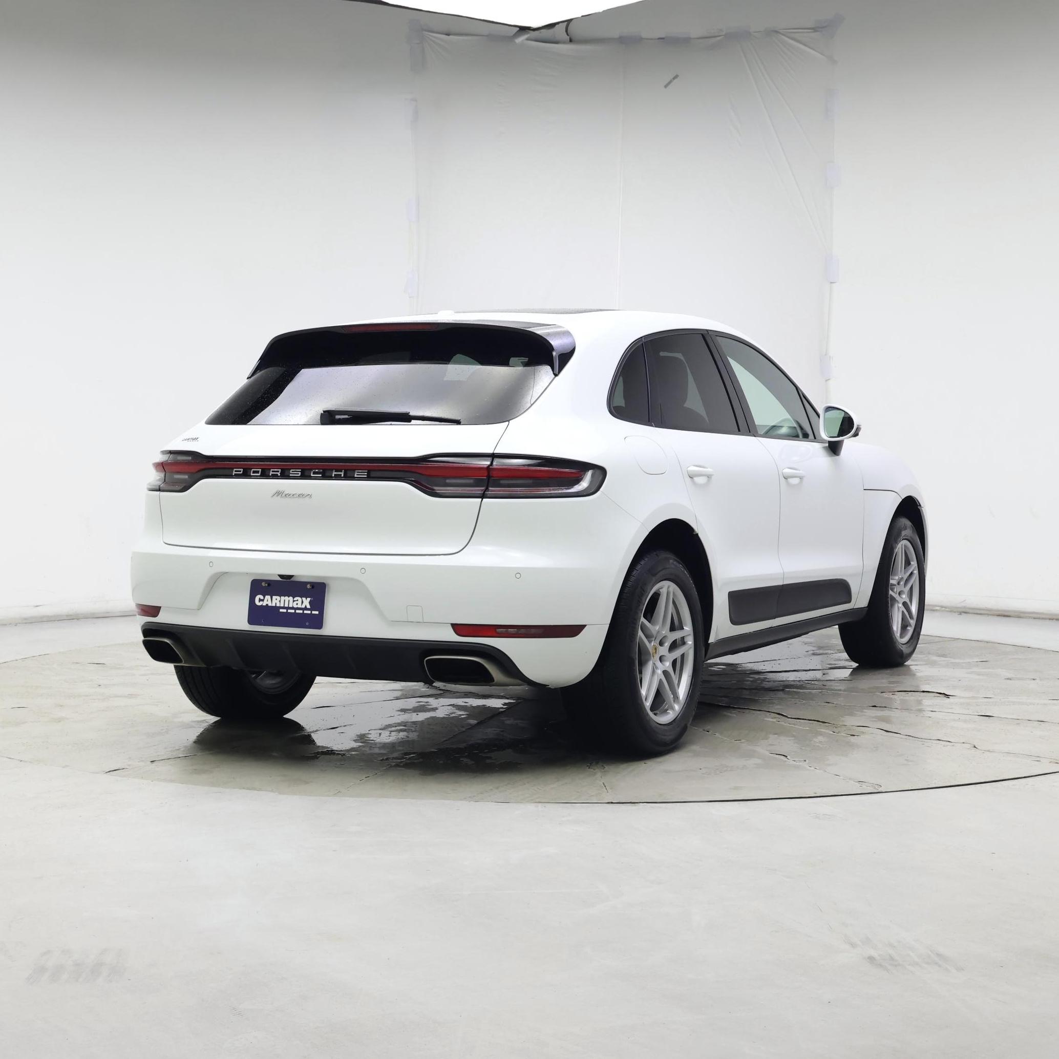 Thumbnail: 2021 Porsche Macan - 8