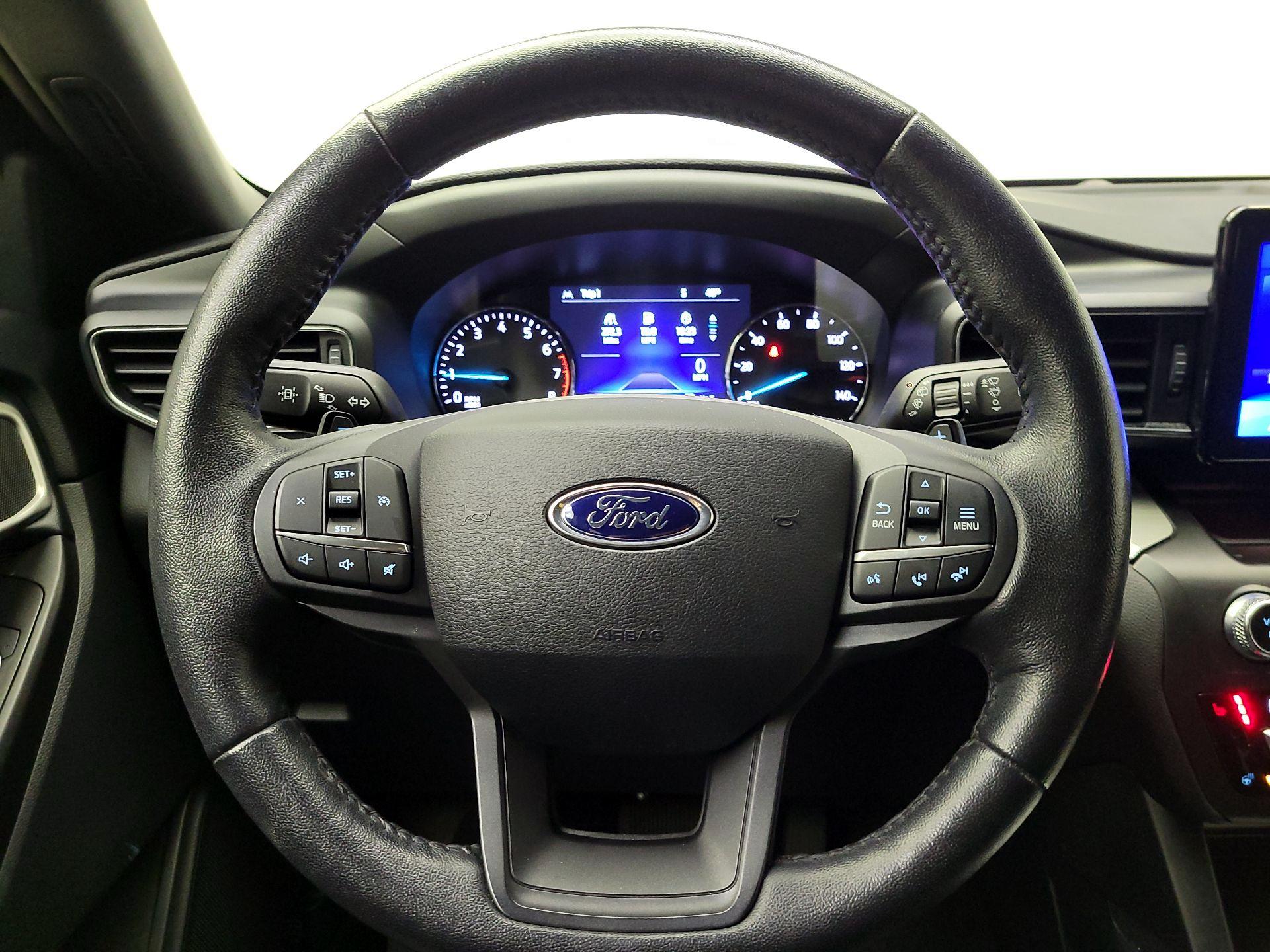 Thumbnail: 2020 Ford Explorer - 10