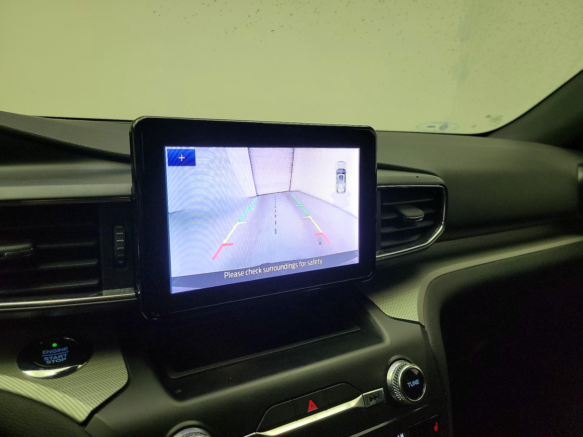 Thumbnail: 2020 Ford Explorer - 14