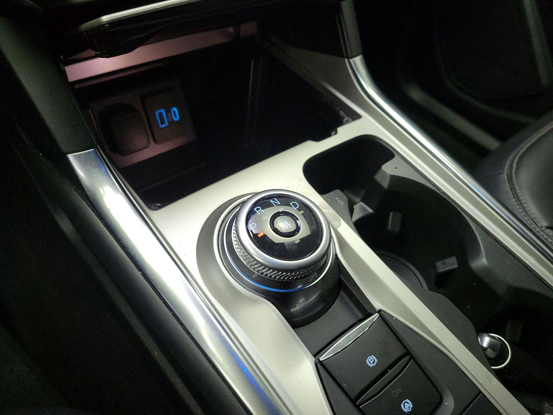 Thumbnail: 2020 Ford Explorer - 17