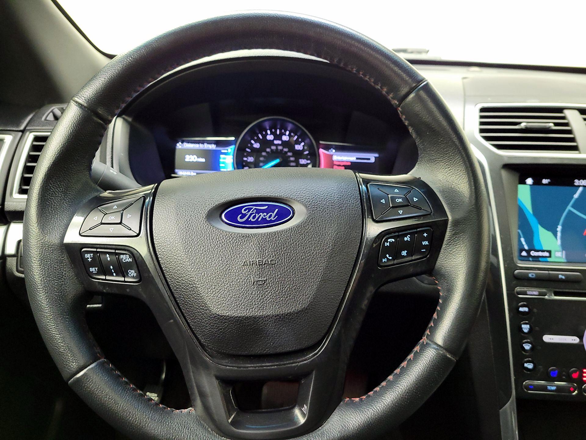 Thumbnail: 2017 Ford Explorer - 10