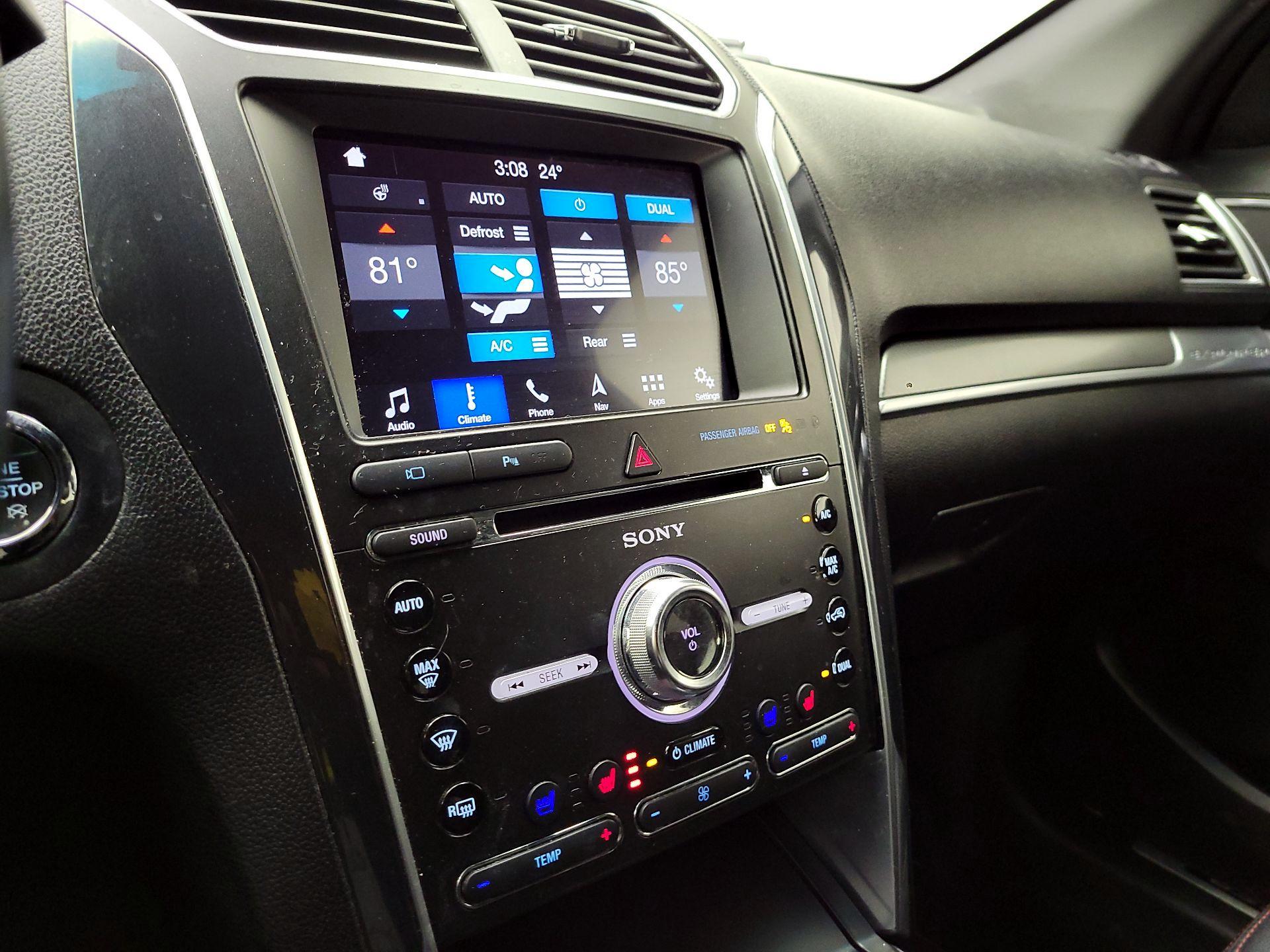 Thumbnail: 2017 Ford Explorer - 17