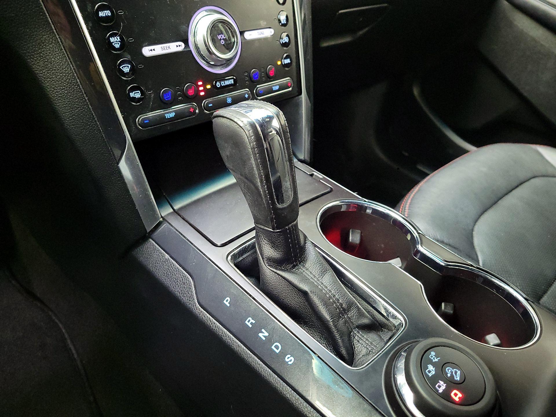 Thumbnail: 2017 Ford Explorer - 18