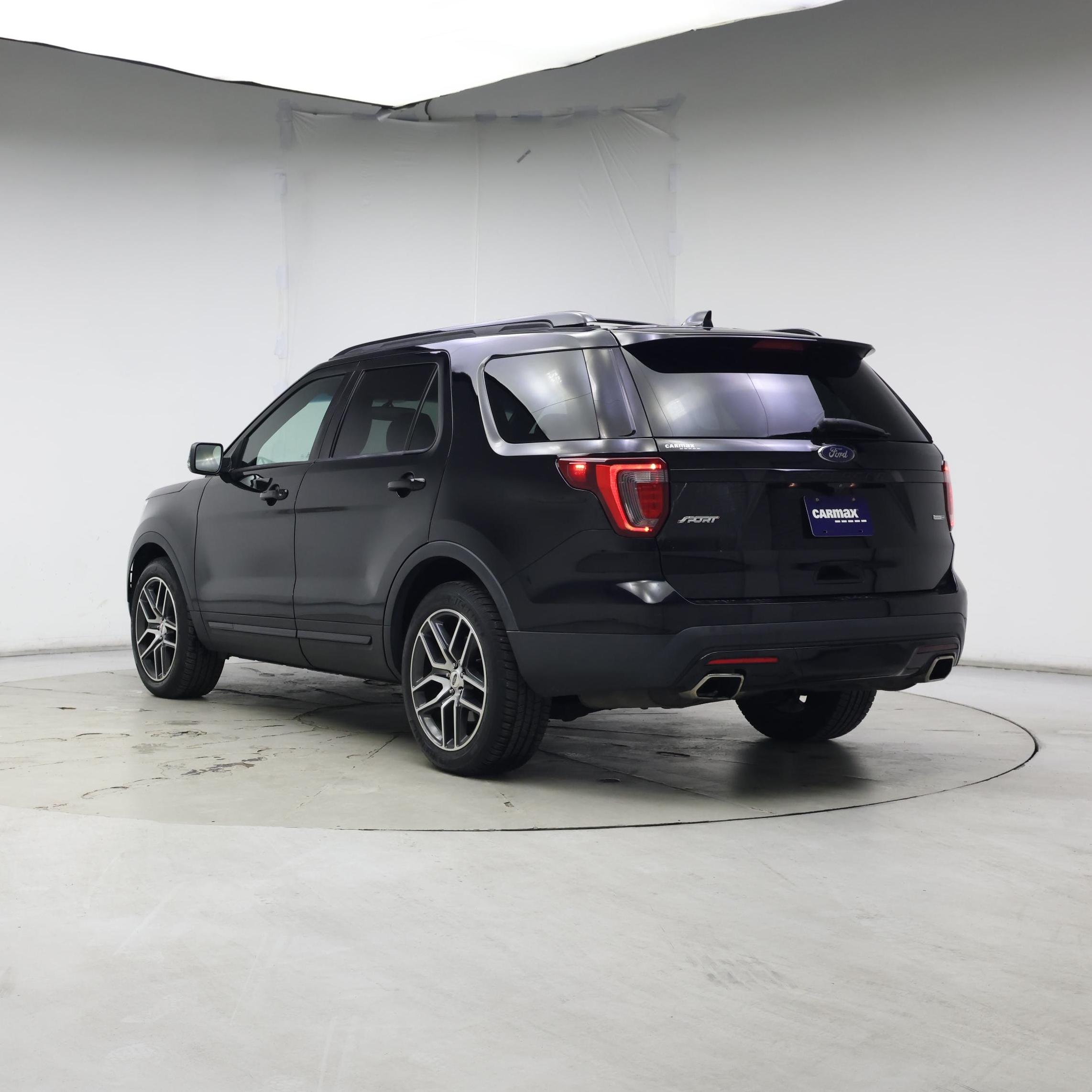 Thumbnail: 2017 Ford Explorer - 2