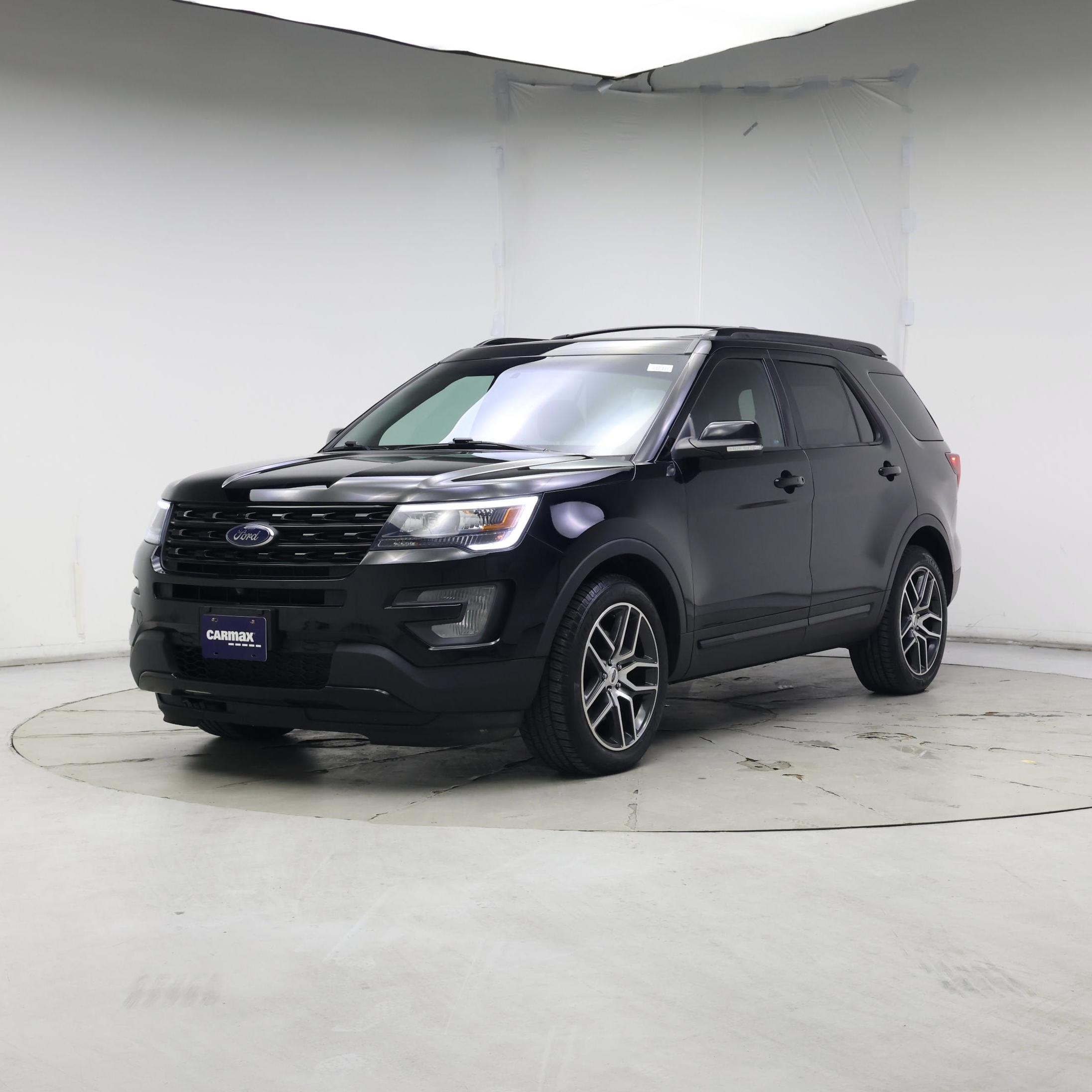 Thumbnail: 2017 Ford Explorer - 4