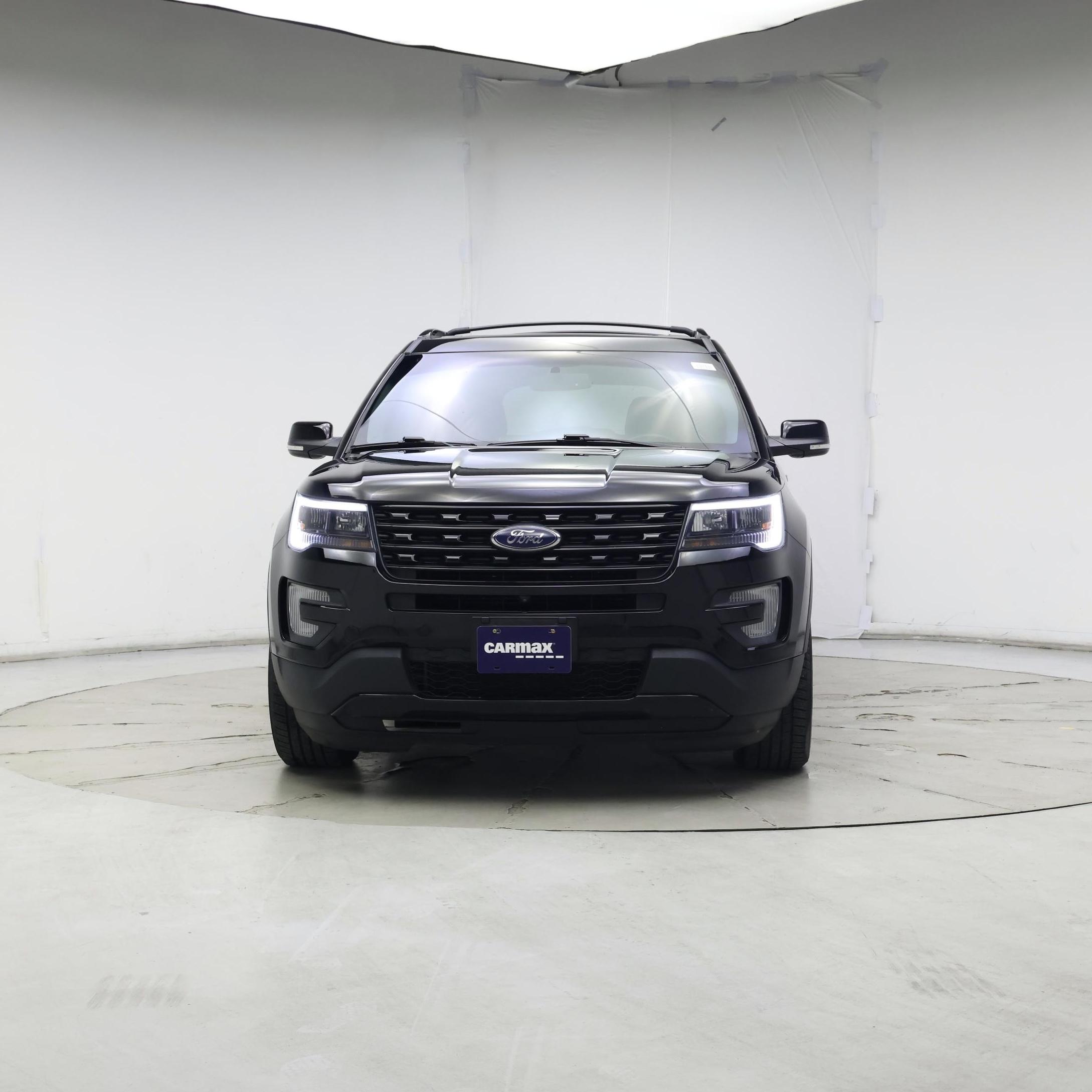 Thumbnail: 2017 Ford Explorer - 5