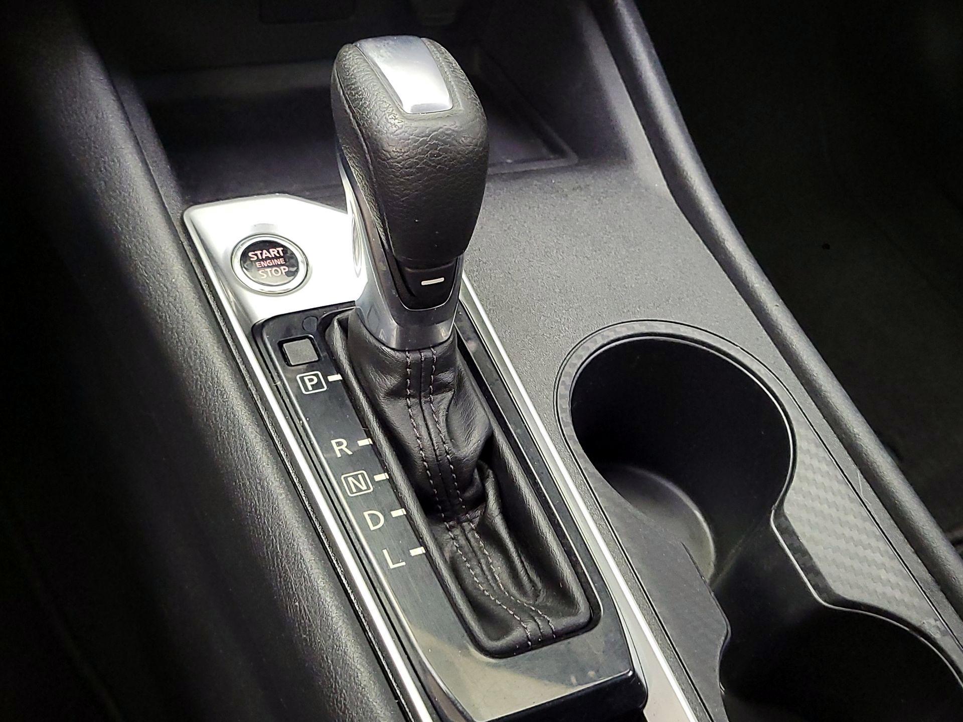 Thumbnail: 2021 Nissan Altima - 17