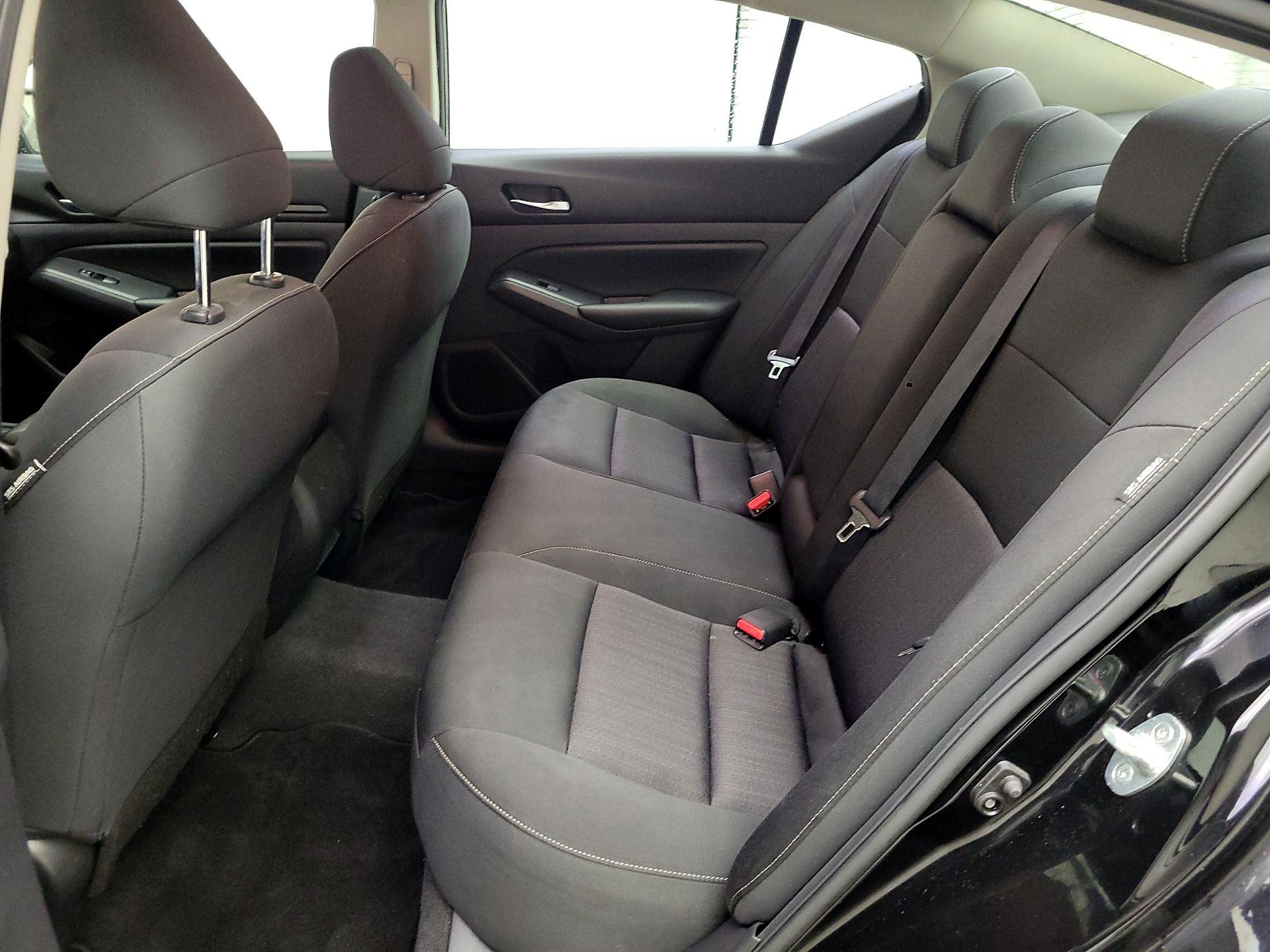 Thumbnail: 2021 Nissan Altima - 19