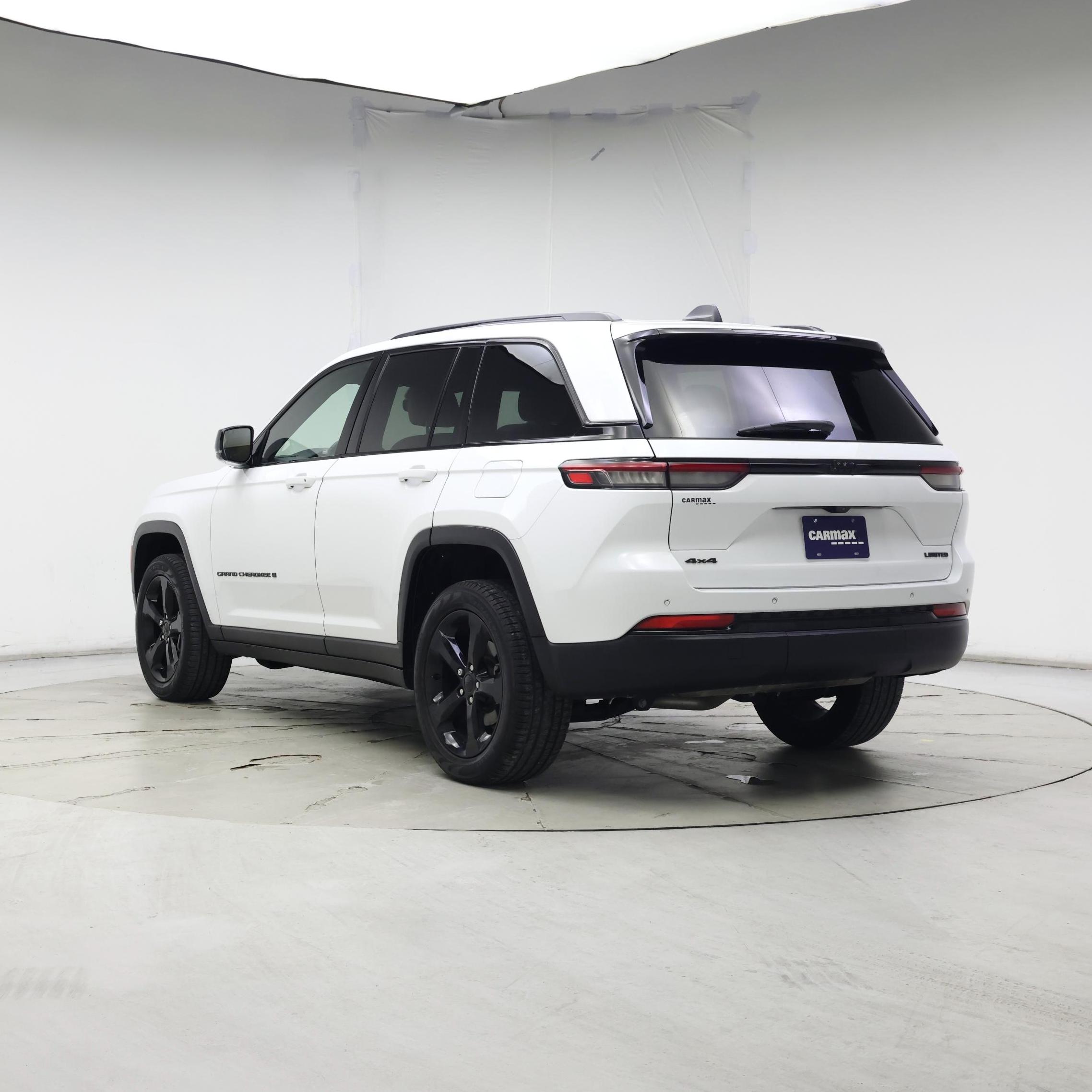 Thumbnail: 2023 Jeep Grand Cherokee - 2