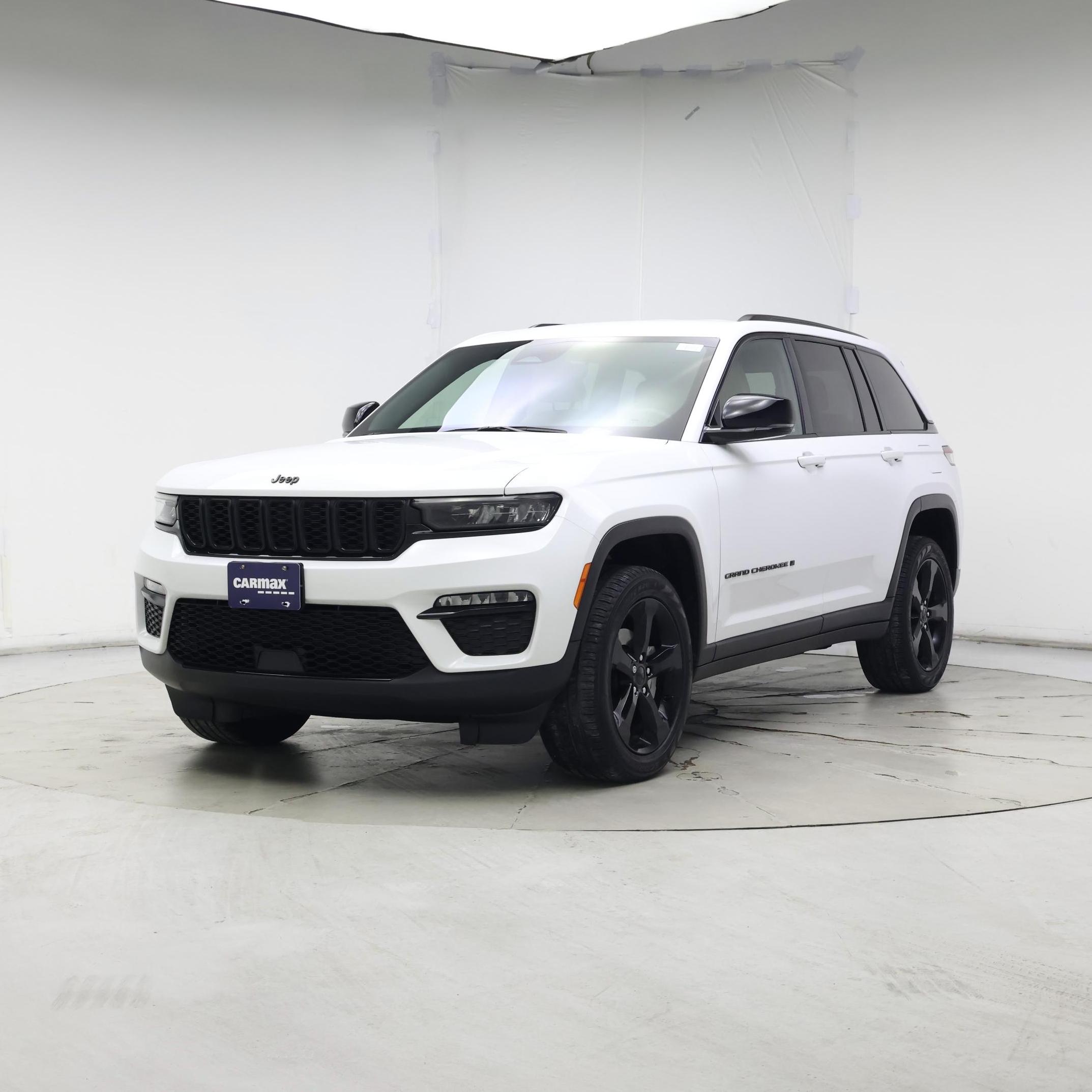 Thumbnail: 2023 Jeep Grand Cherokee - 4