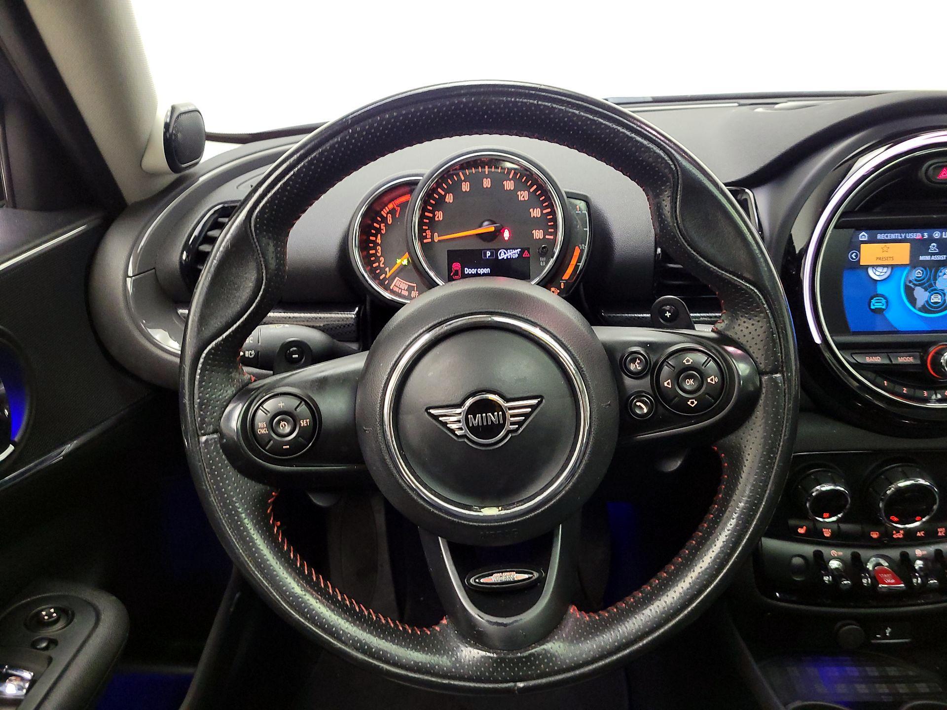 Thumbnail: 2020 MINI Cooper Clubman - 10