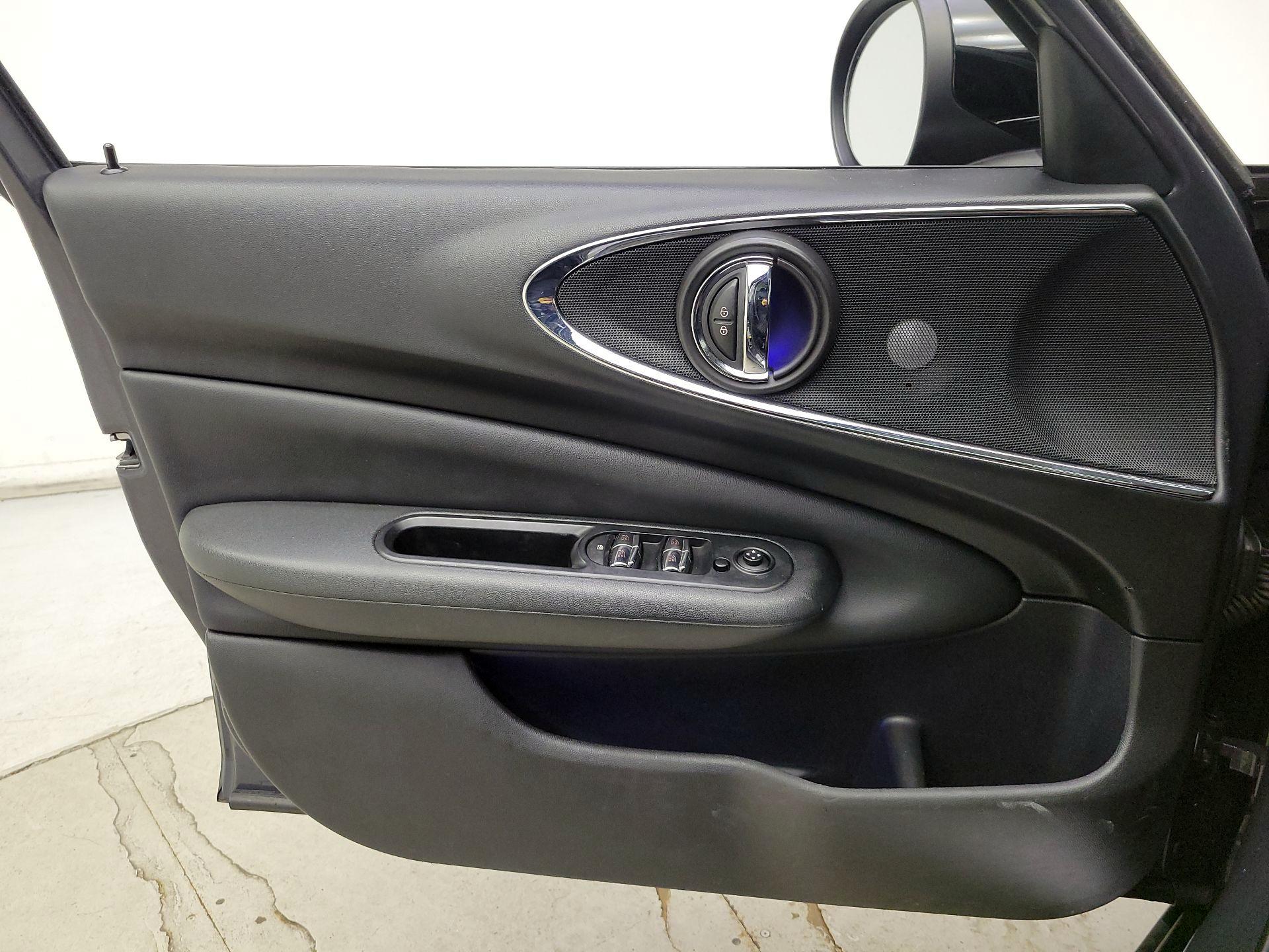 Thumbnail: 2020 MINI Cooper Clubman - 12