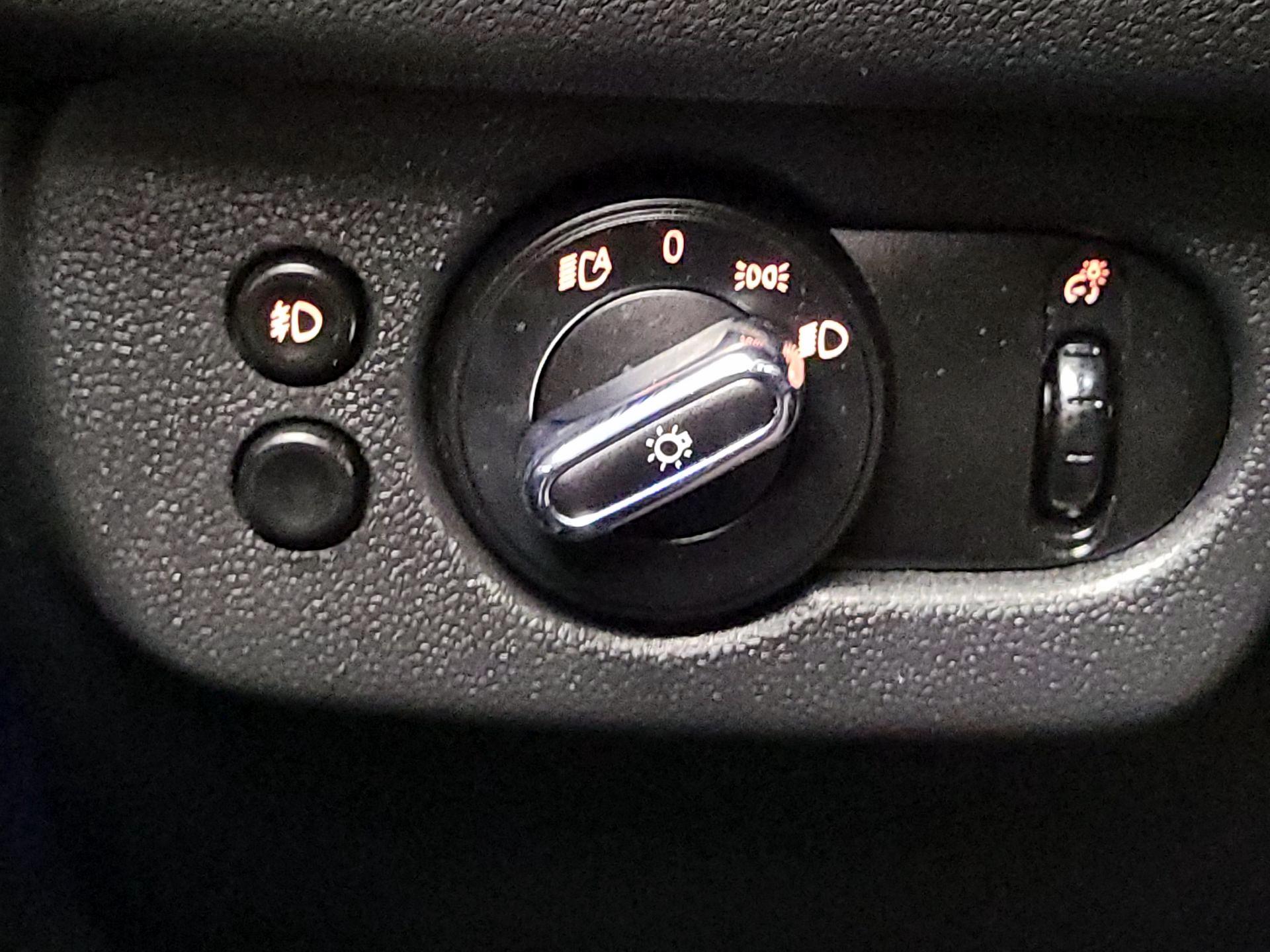 Thumbnail: 2020 MINI Cooper Clubman - 13