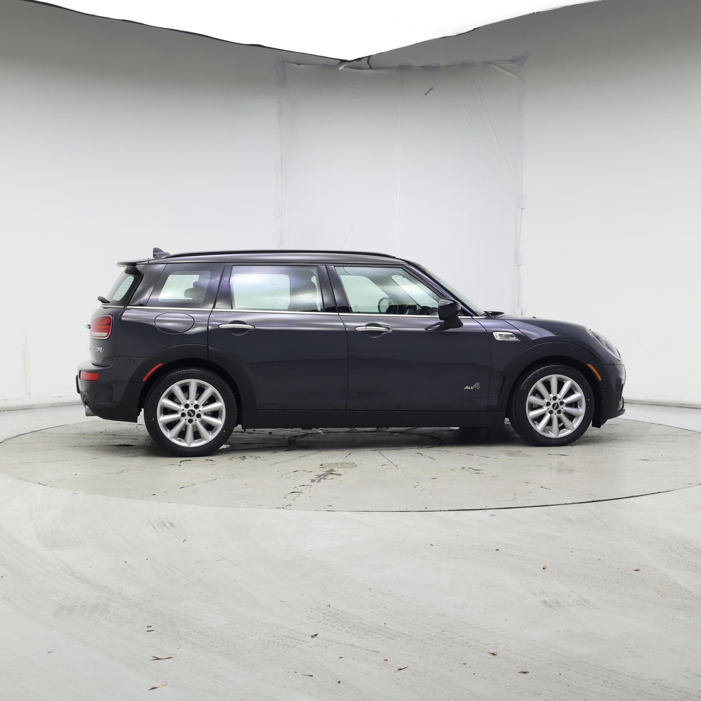 Thumbnail: 2020 MINI Cooper Clubman - 7