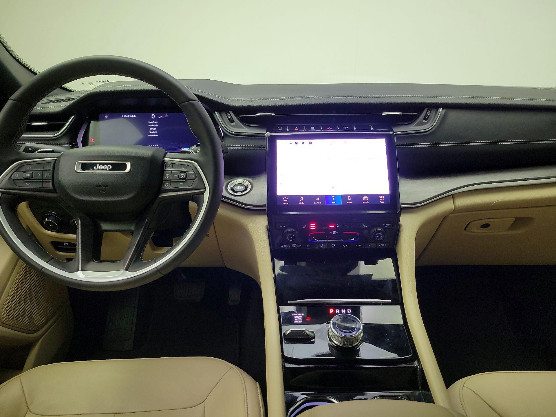 Thumbnail: 2023 Jeep Grand Cherokee - 9