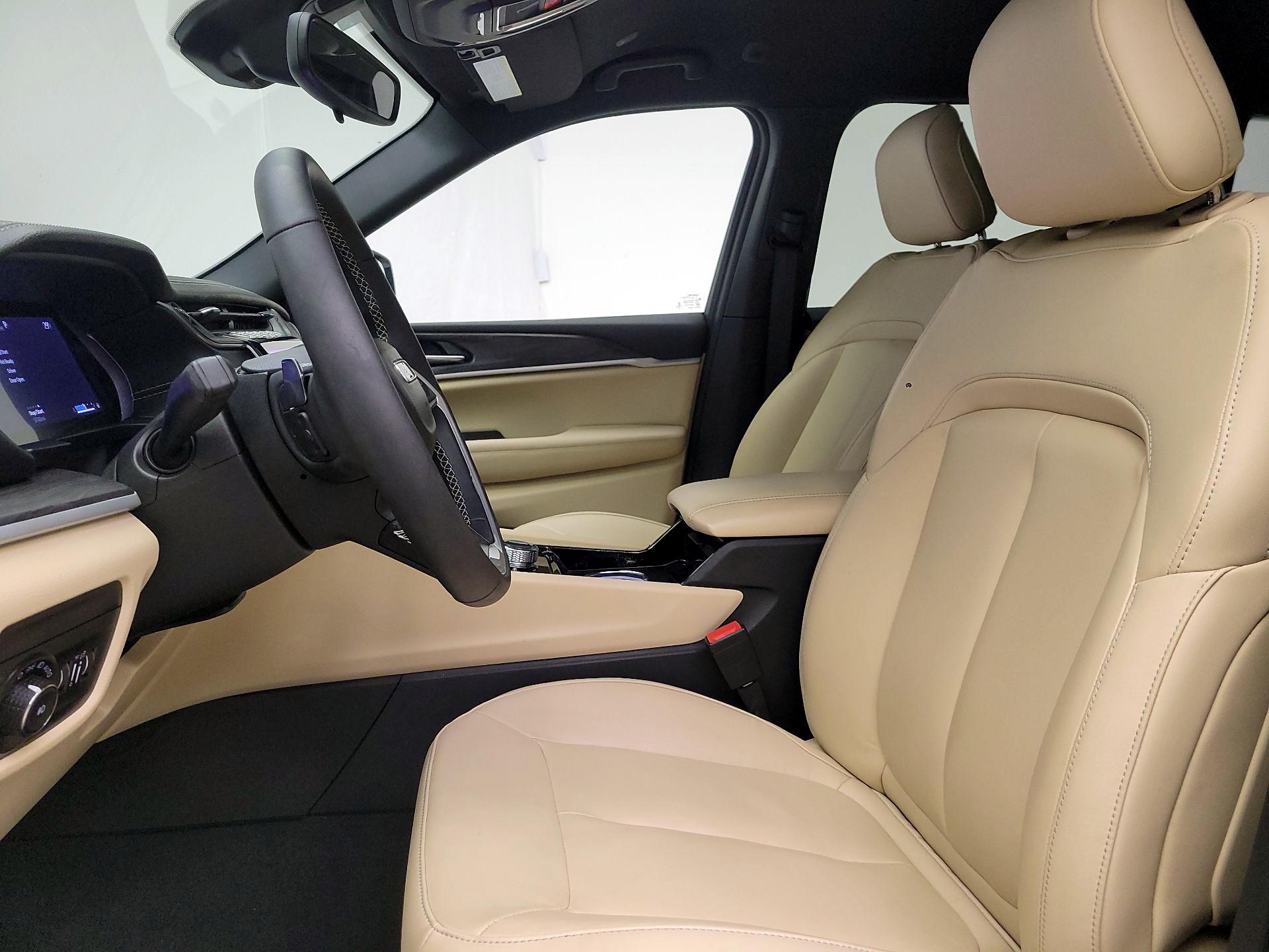 Thumbnail: 2023 Jeep Grand Cherokee - 11