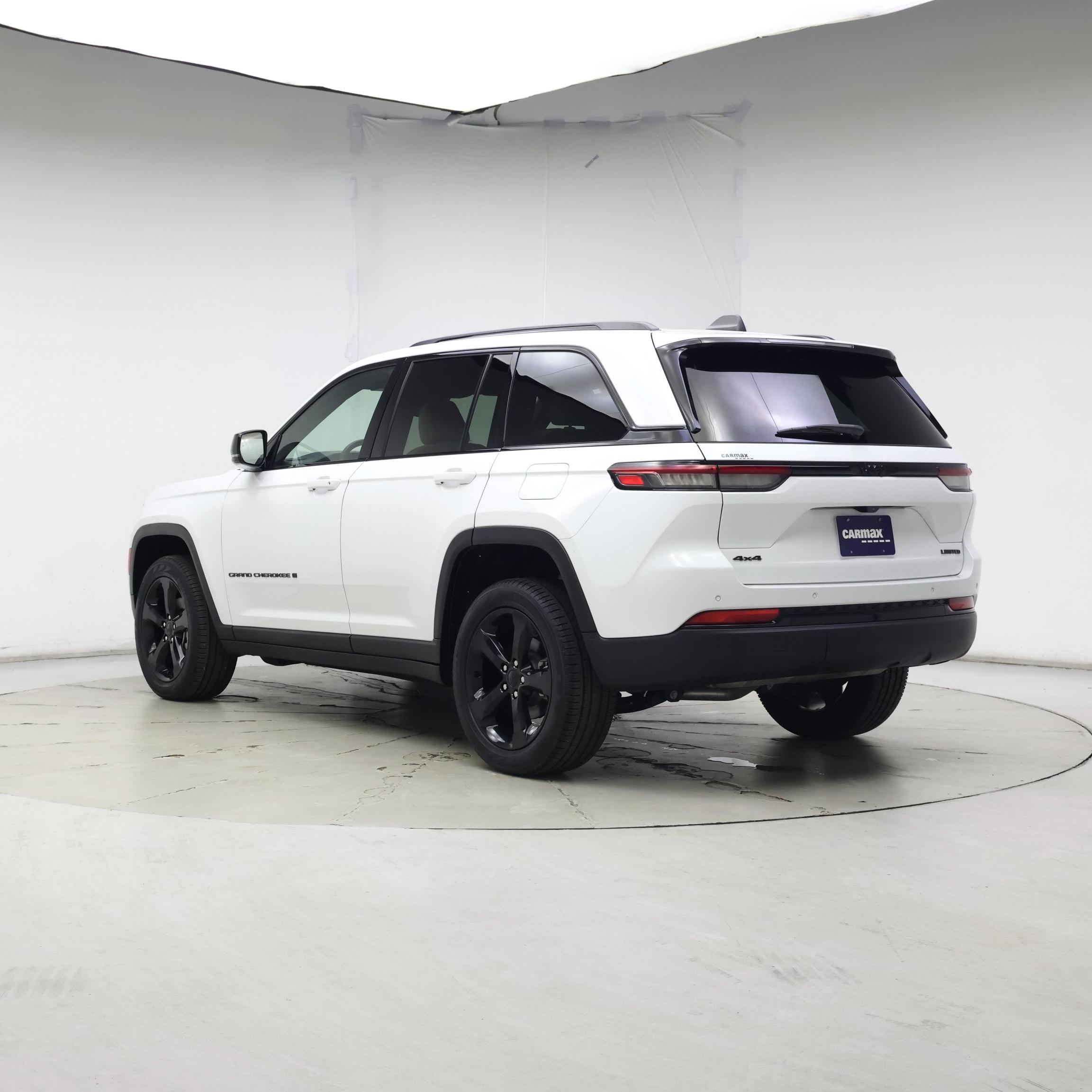 Thumbnail: 2023 Jeep Grand Cherokee - 2