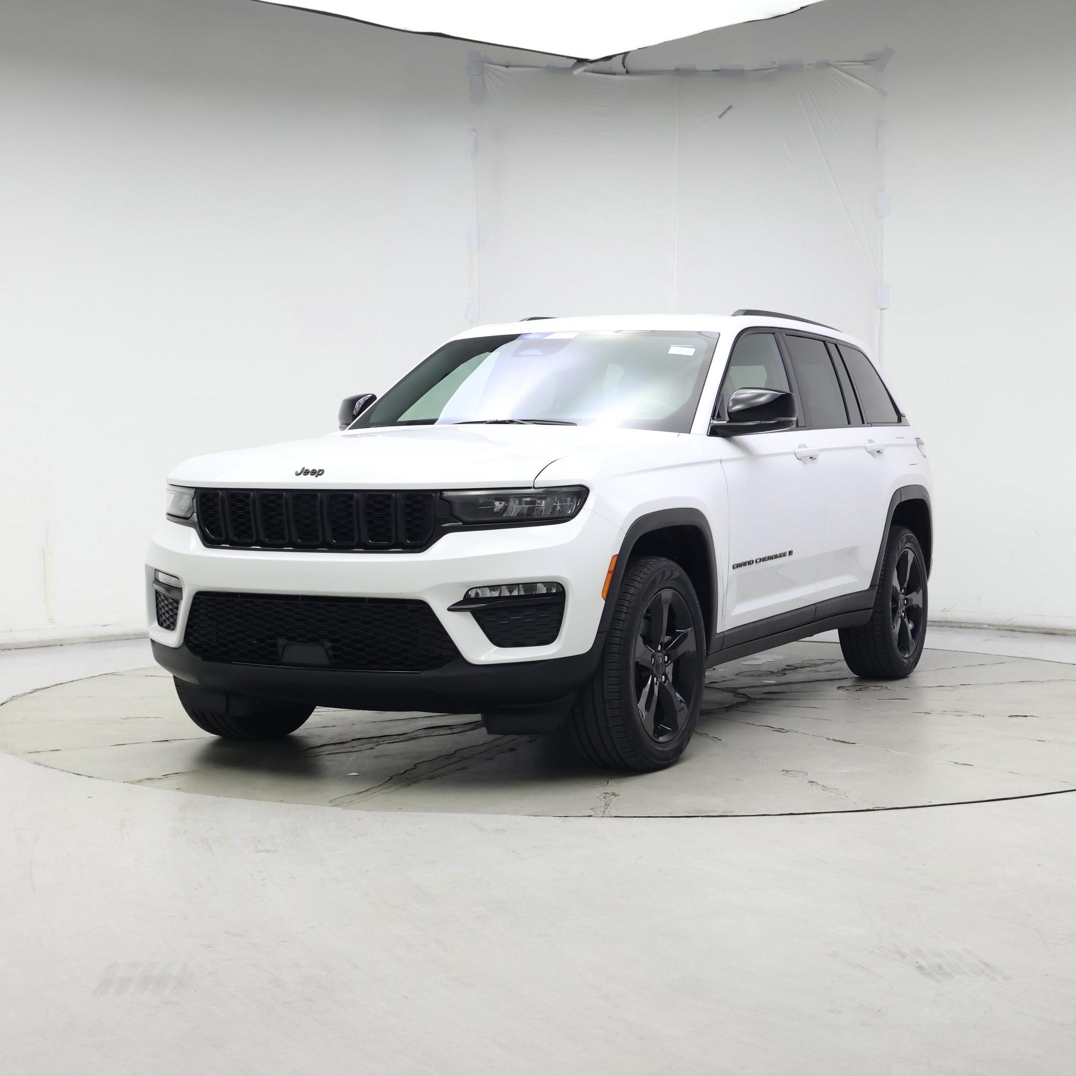 Thumbnail: 2023 Jeep Grand Cherokee - 4