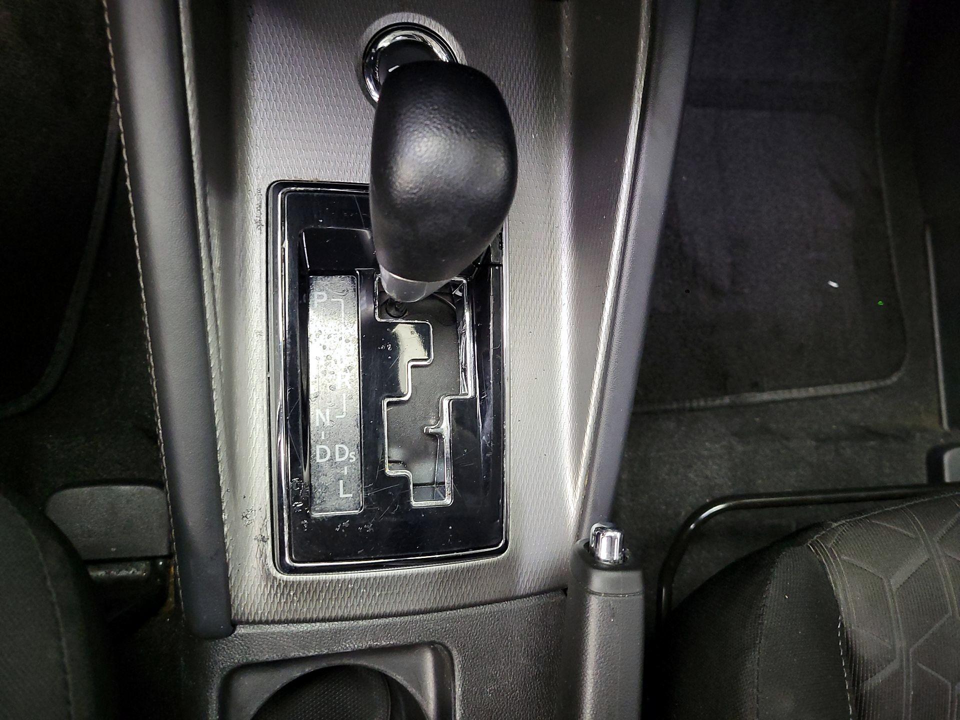 Thumbnail: 2022 Mitsubishi Outlander Sport - 17