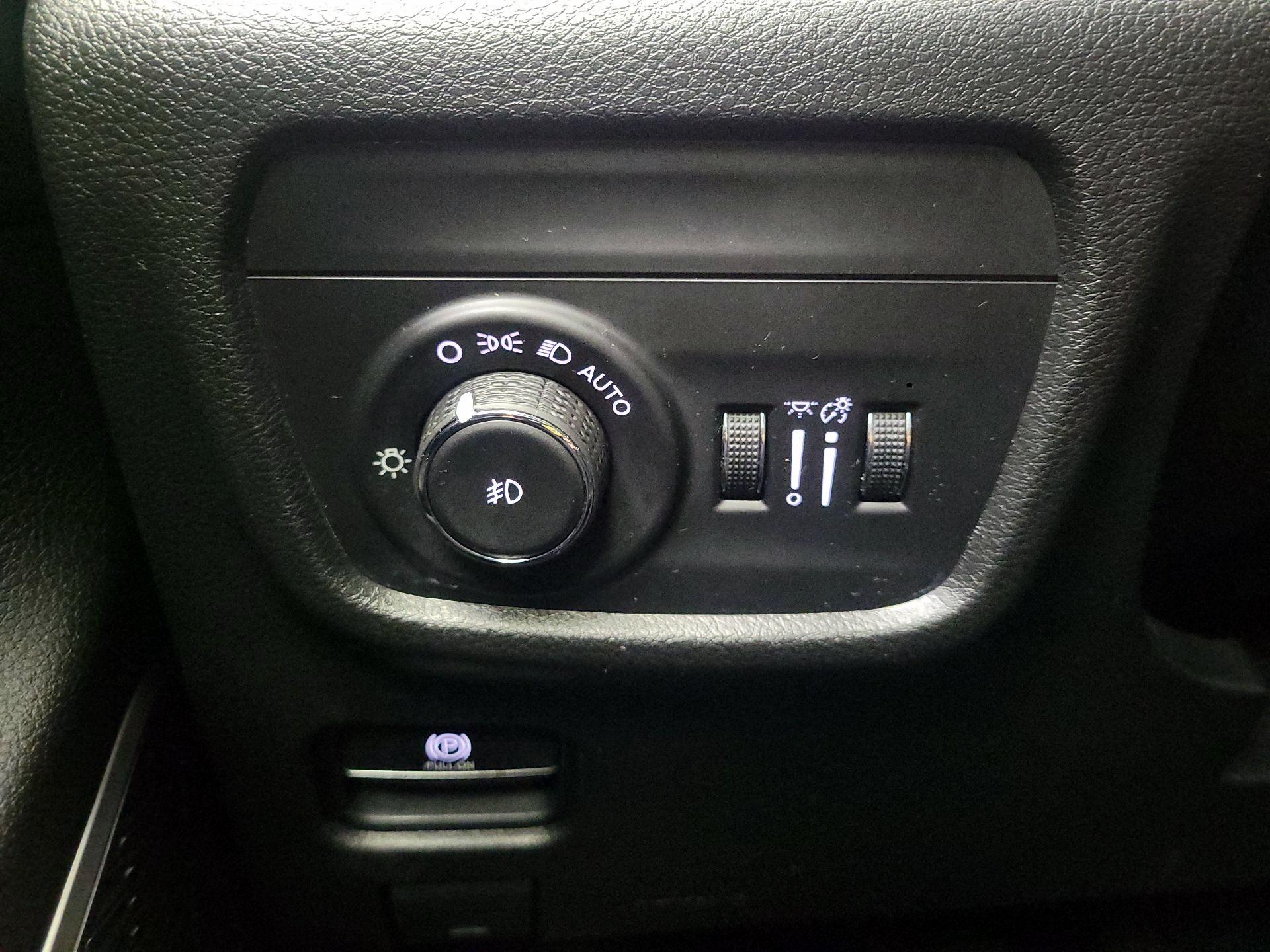 Thumbnail: 2022 Jeep Grand Cherokee L - 13