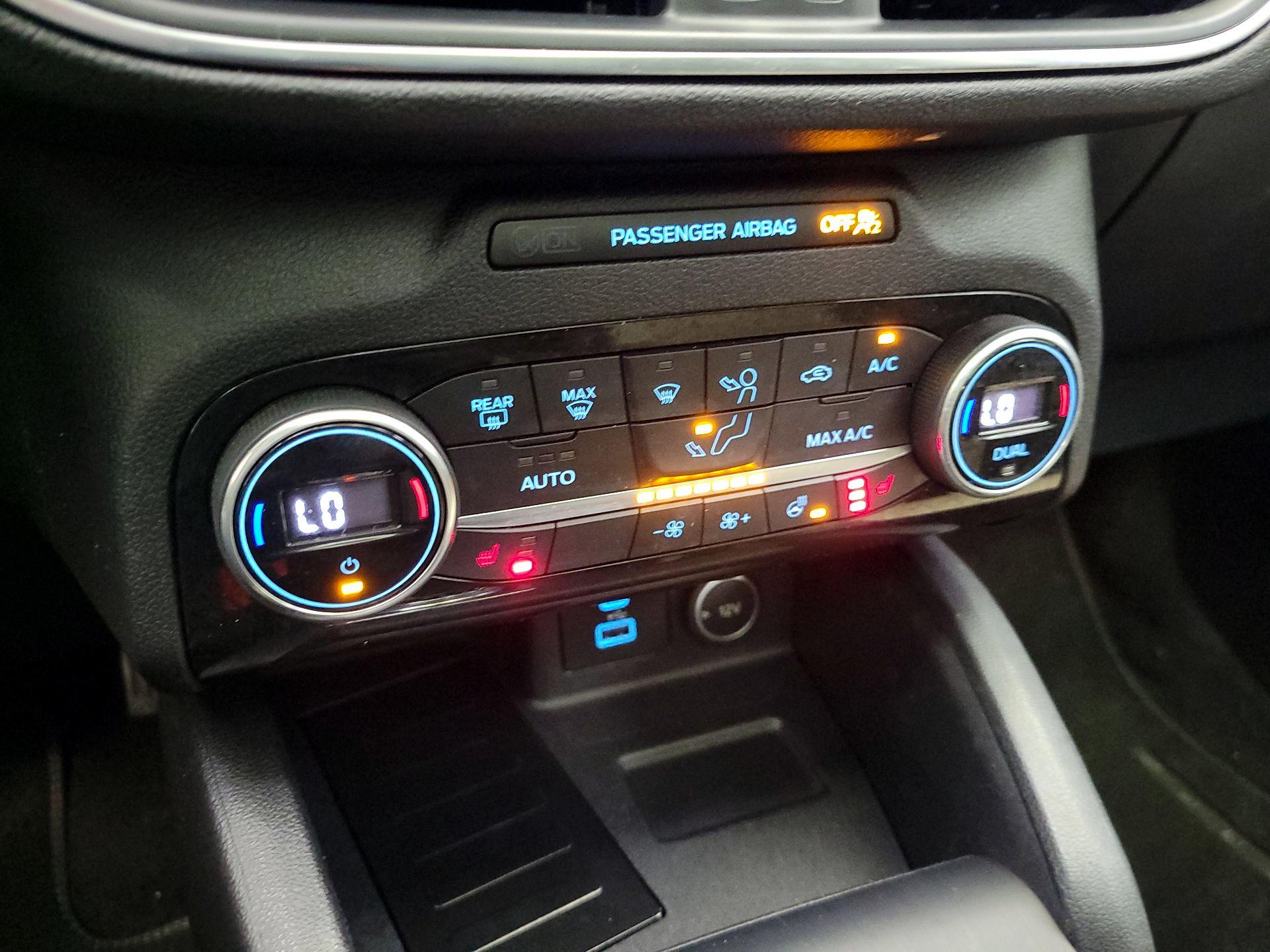 Thumbnail: 2021 Ford Escape - 17