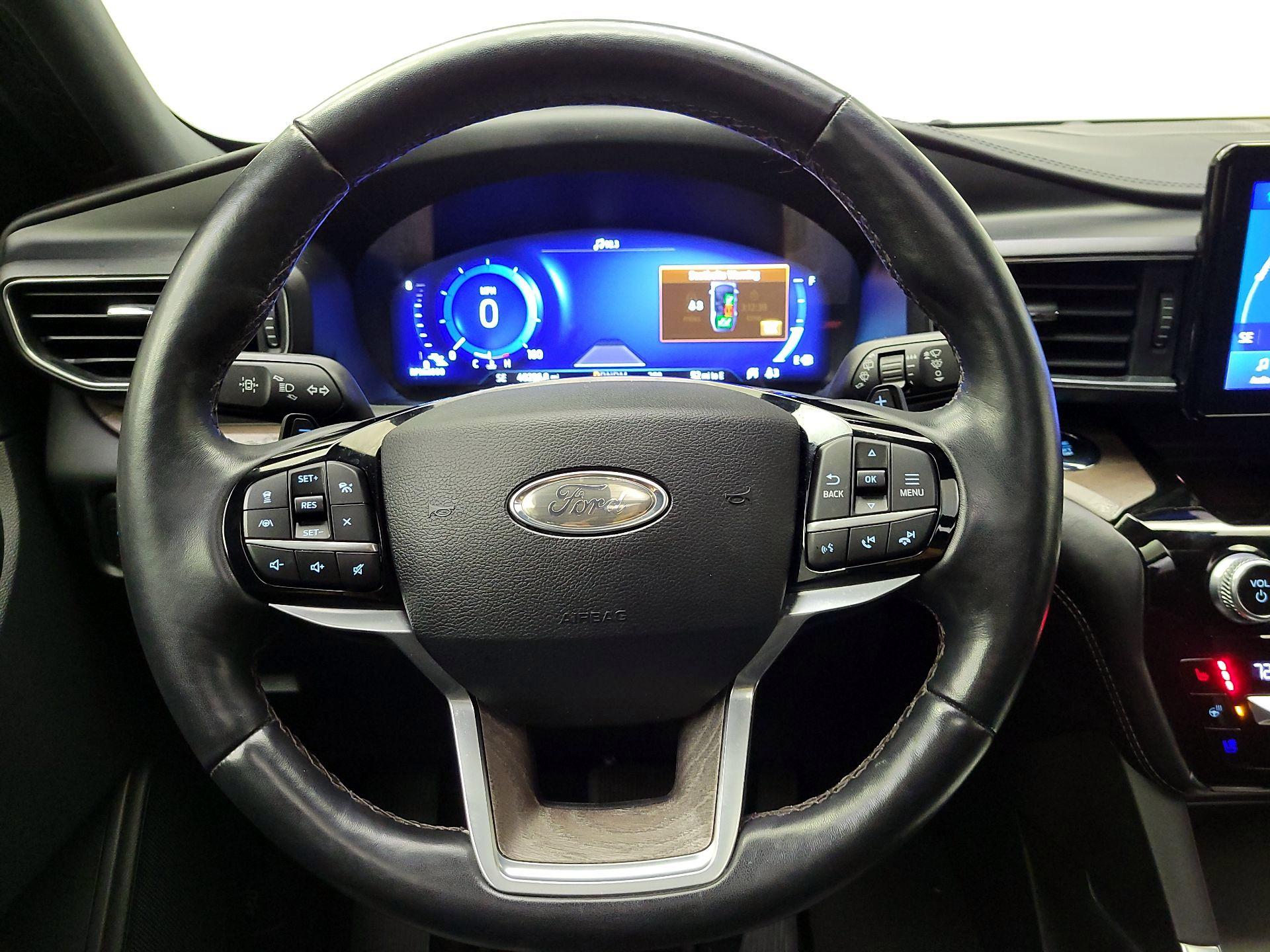 Thumbnail: 2021 Ford Explorer - 10